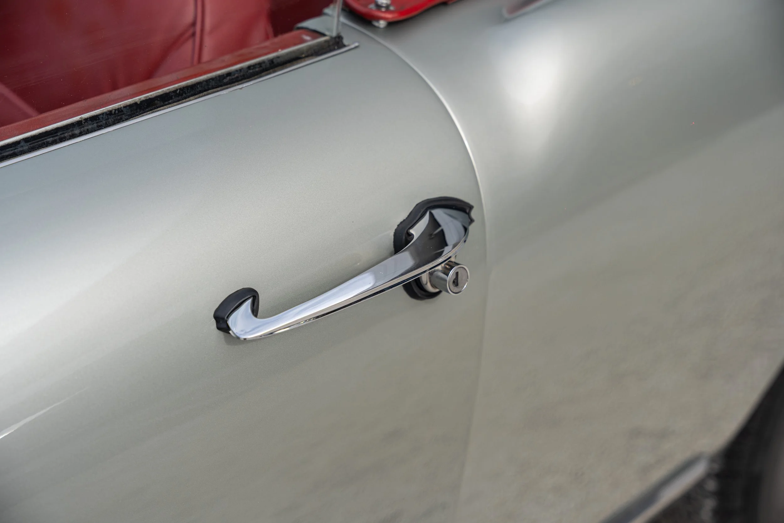 Alfa Romeo 2000 Spider (25).jpg