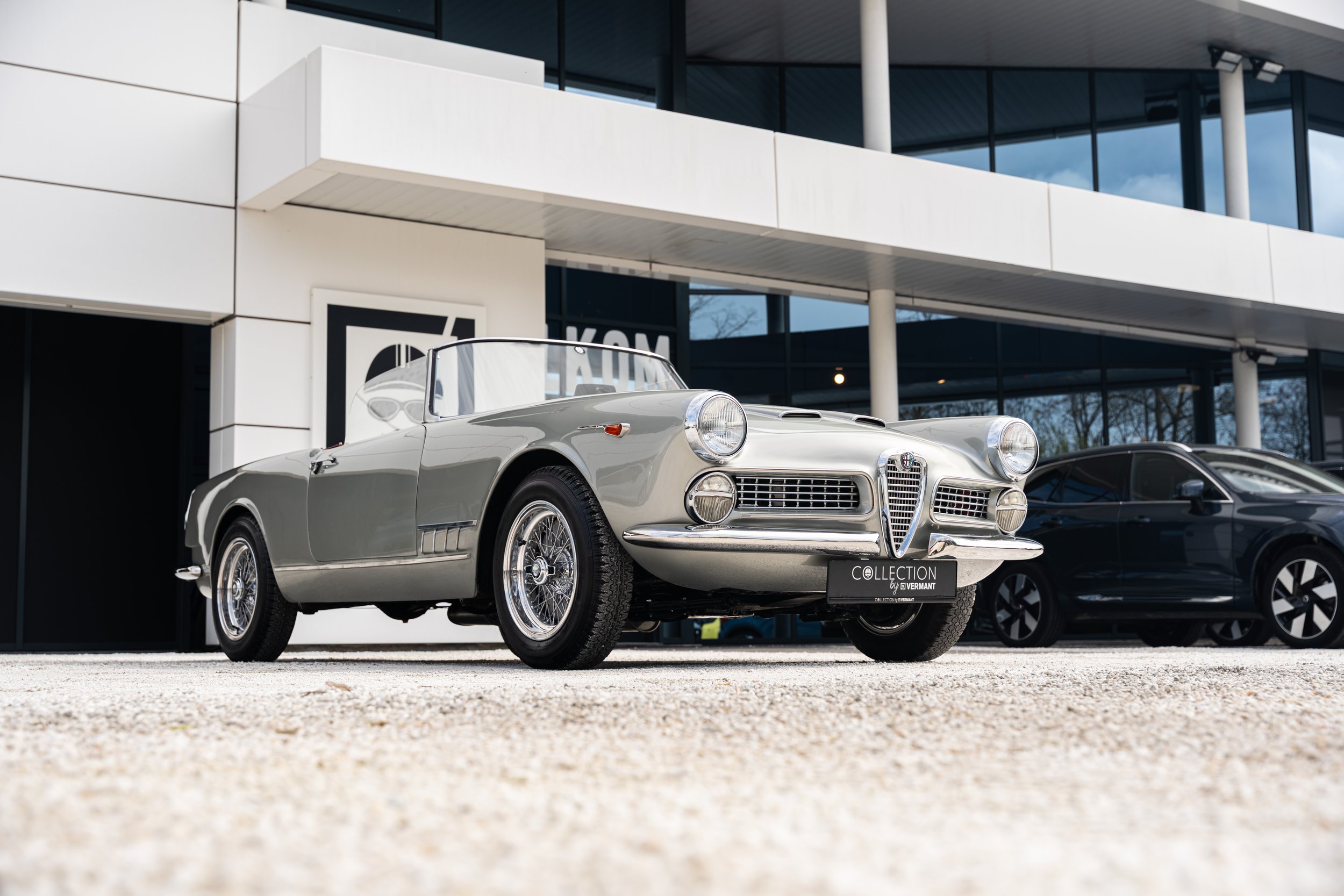 Alfa Romeo 2000 Spider (27).jpg