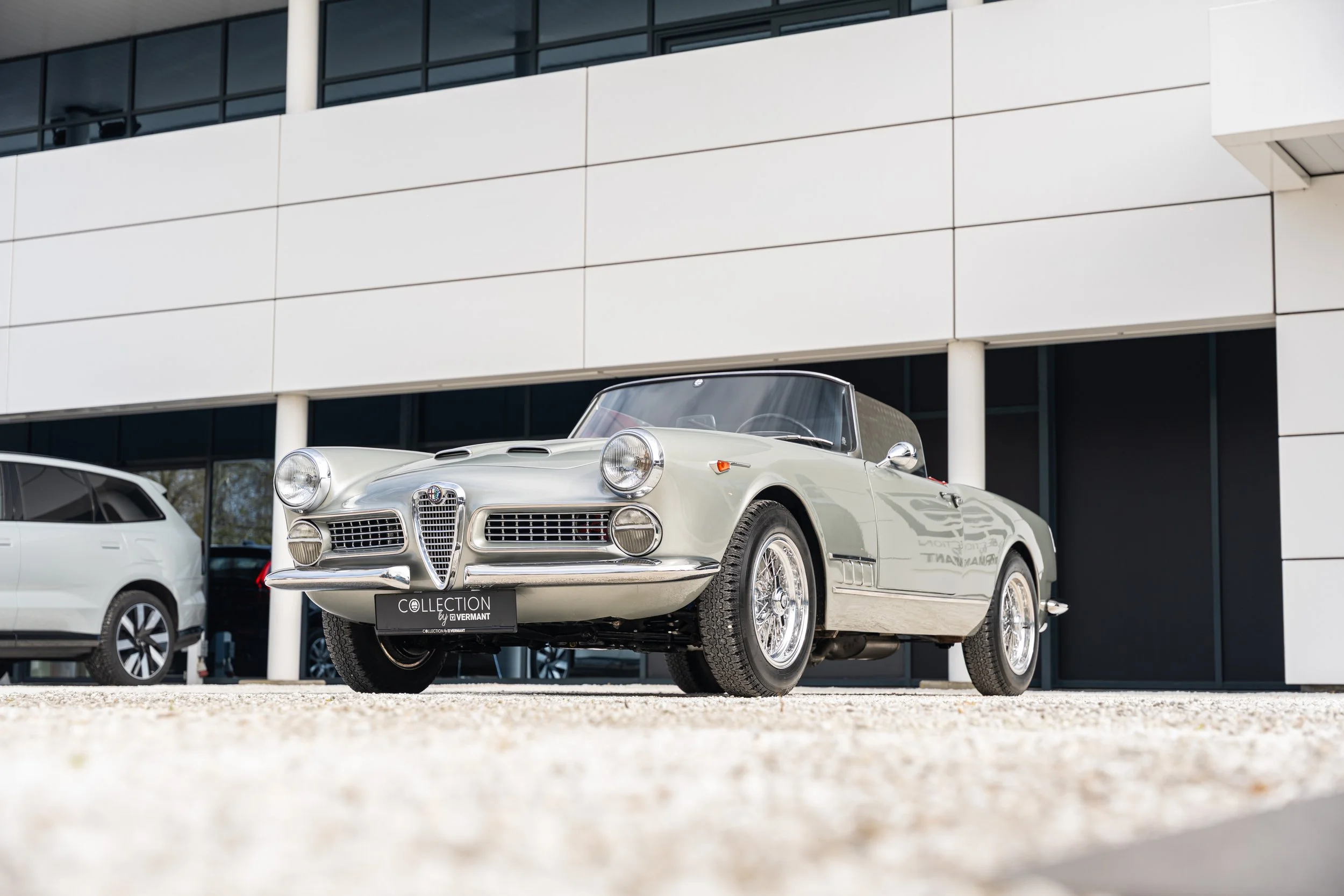 Alfa Romeo 2000 Spider (28).jpg