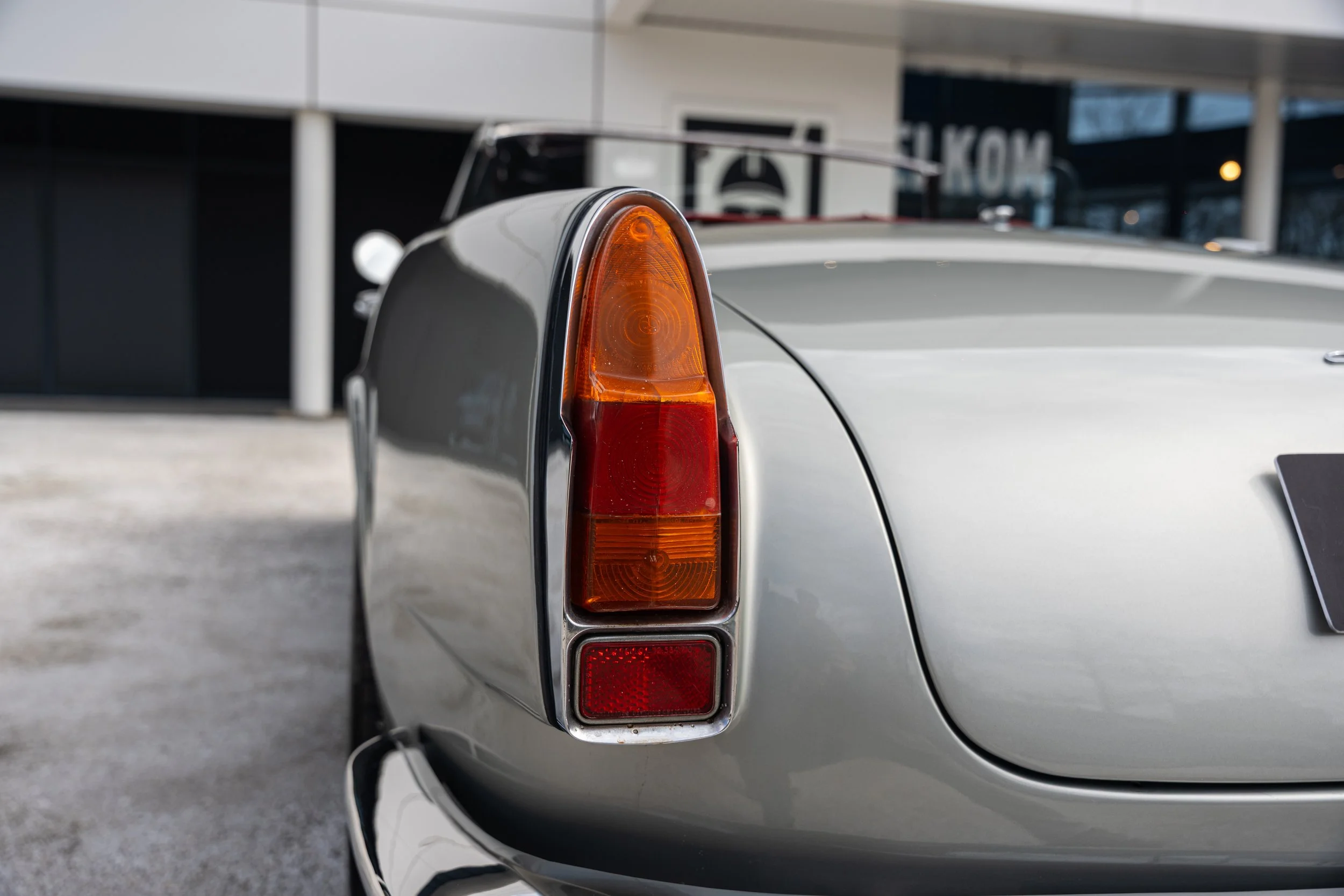 Alfa Romeo 2000 Spider (38).jpg