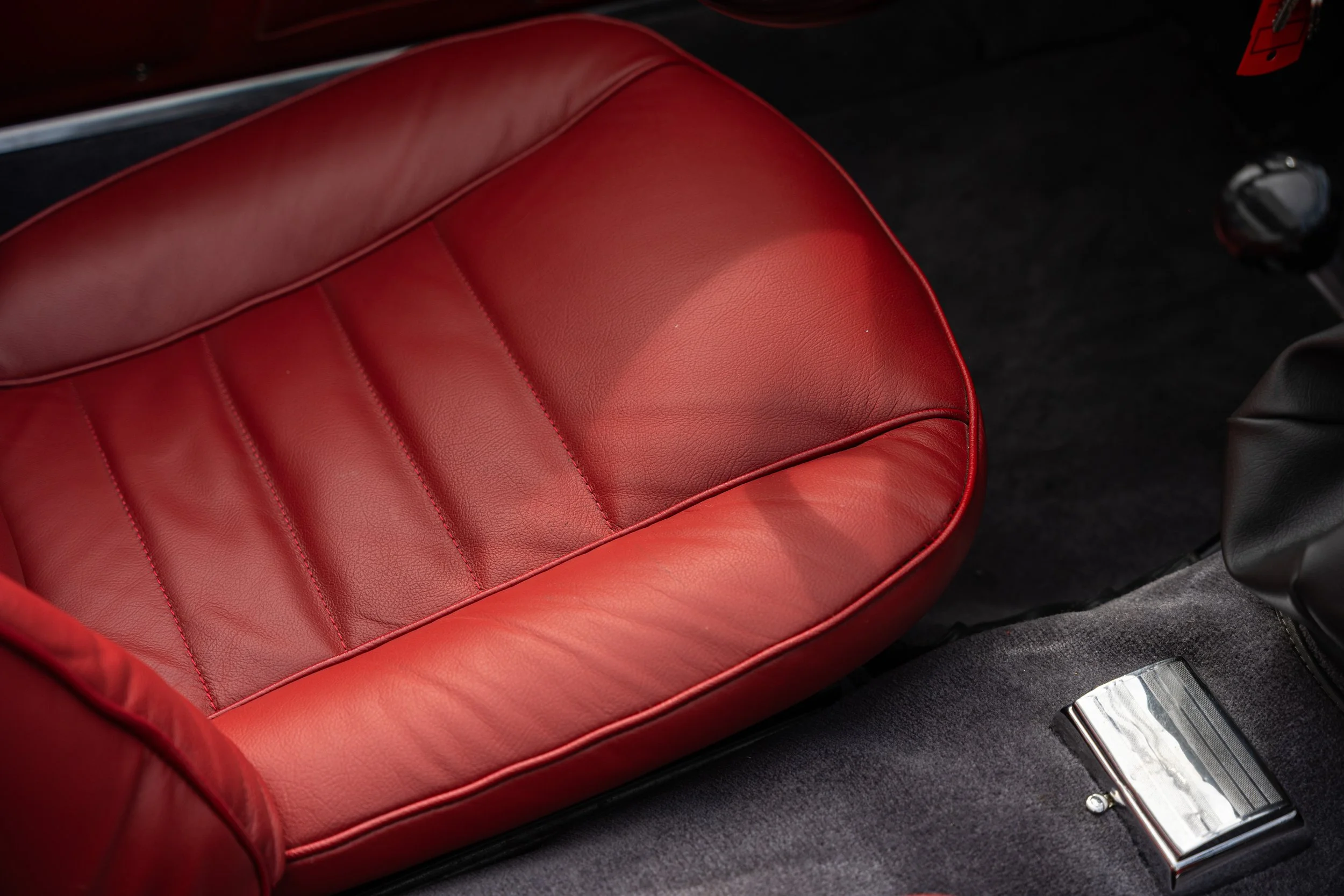 Alfa Romeo 2000 Spider (63).jpg