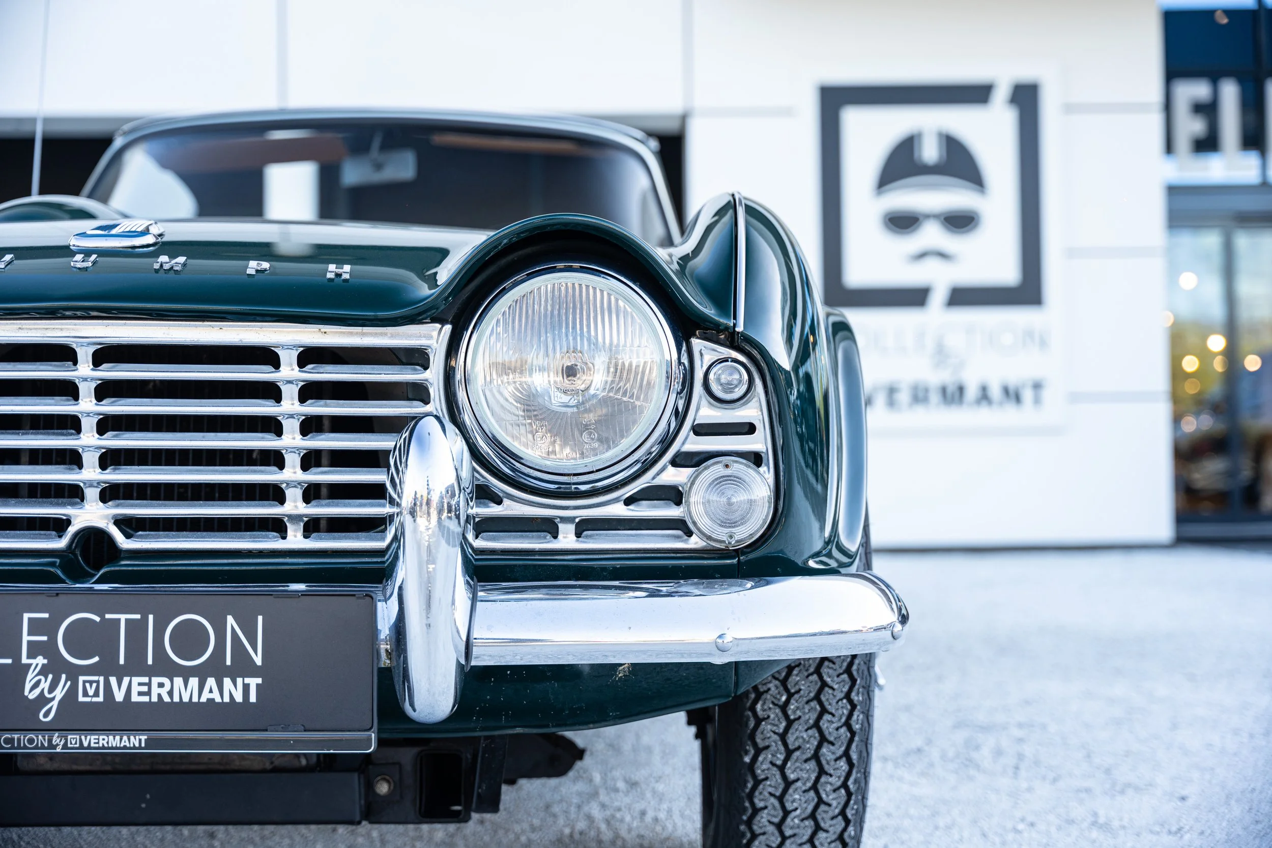 Triumph TR4 (13).jpg