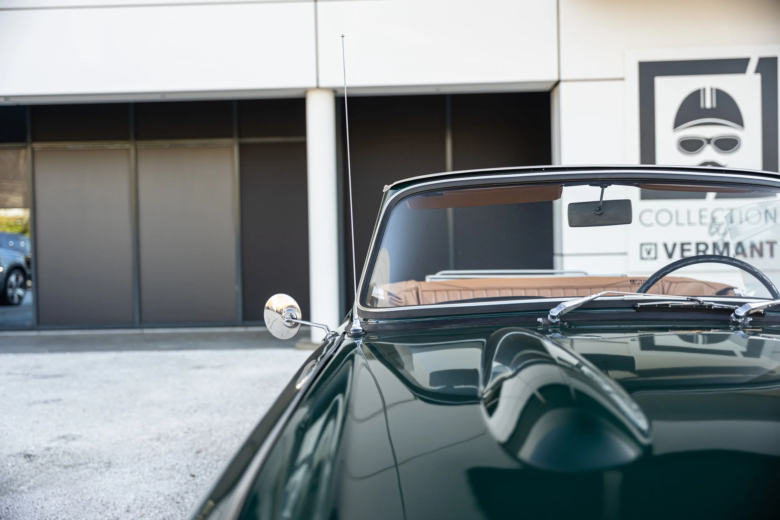 Triumph TR4 (17).jpg