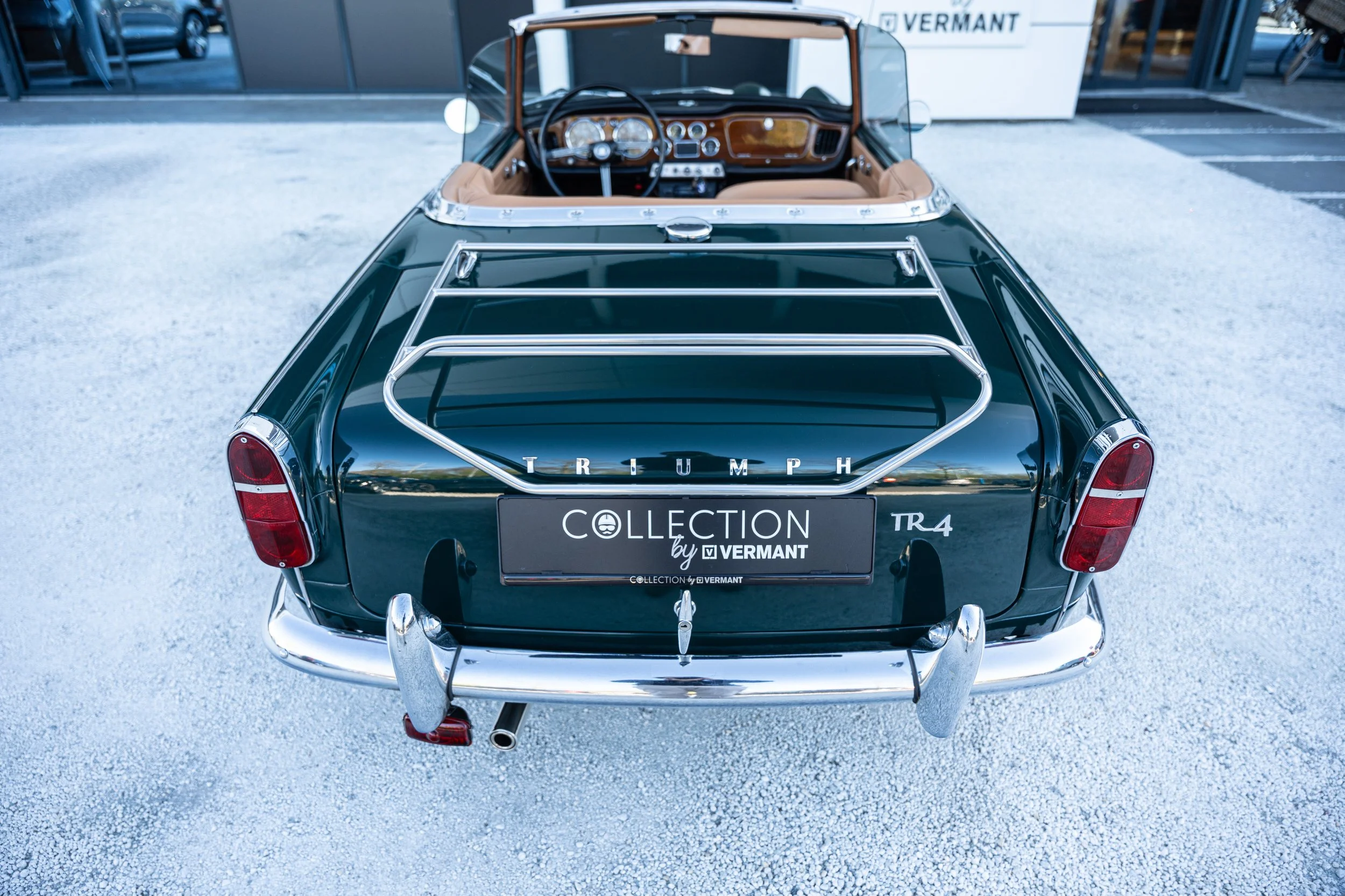 Triumph TR4 (42).jpg