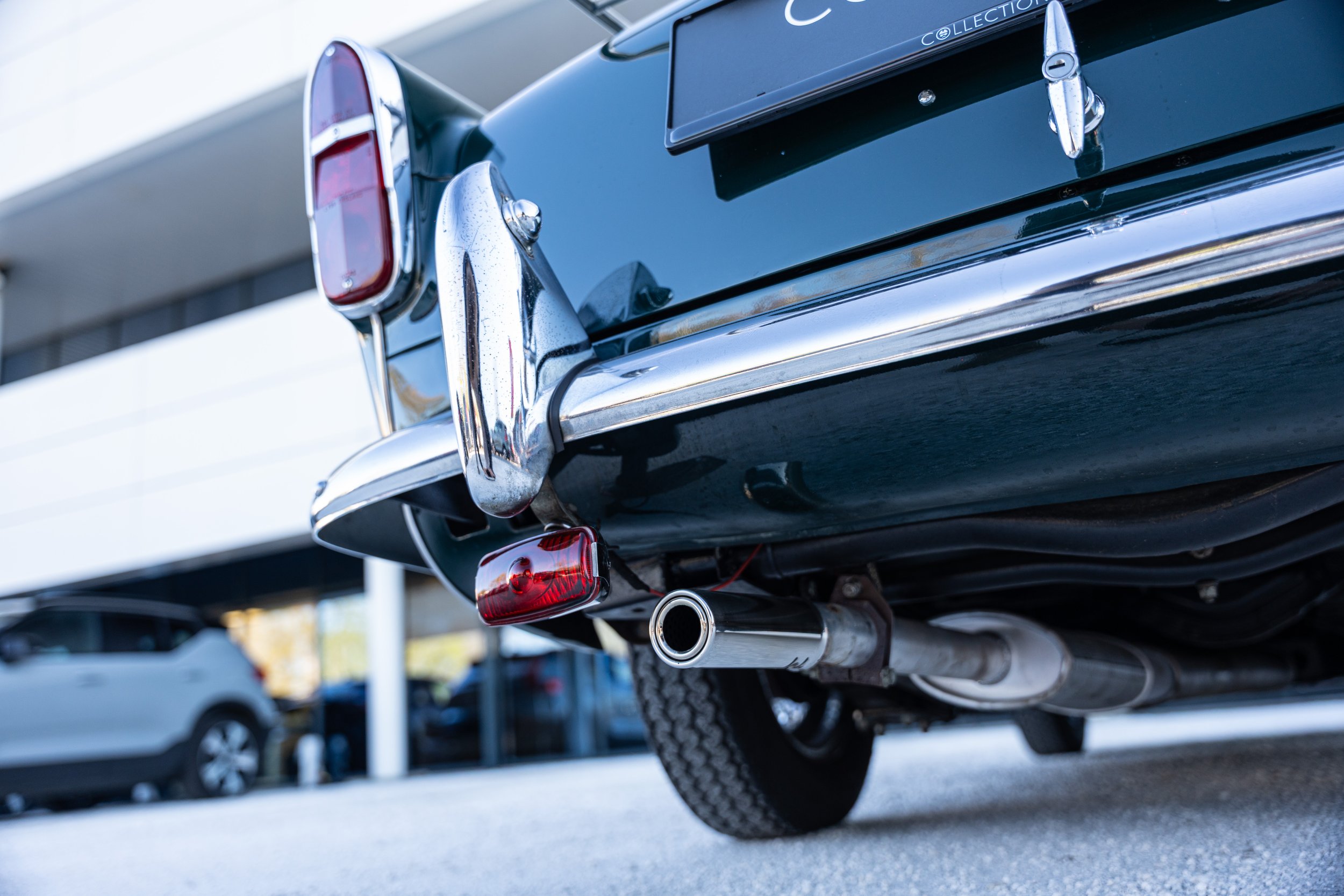 Triumph TR4 (46).jpg