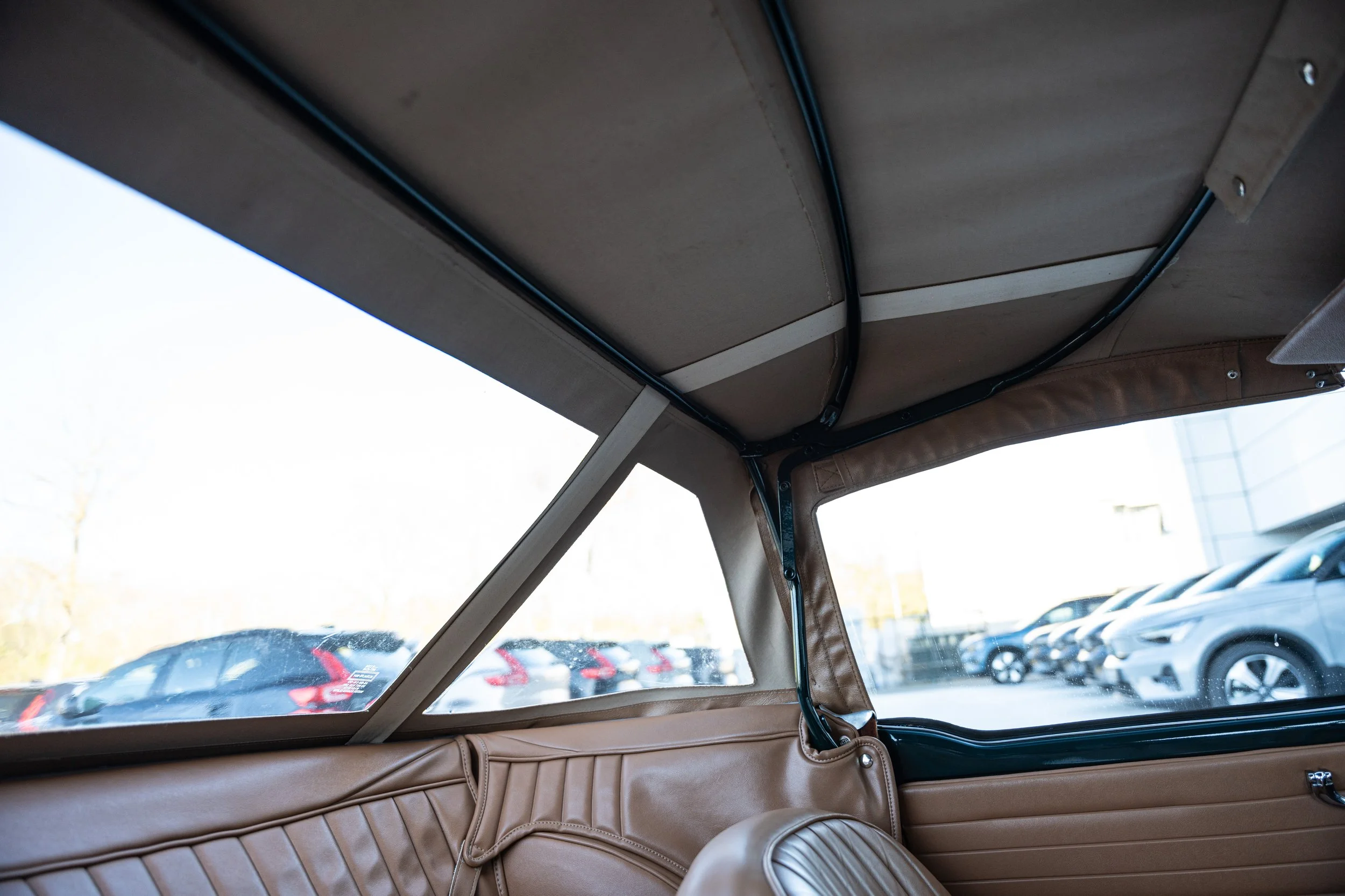 Triumph TR4 (56).jpg