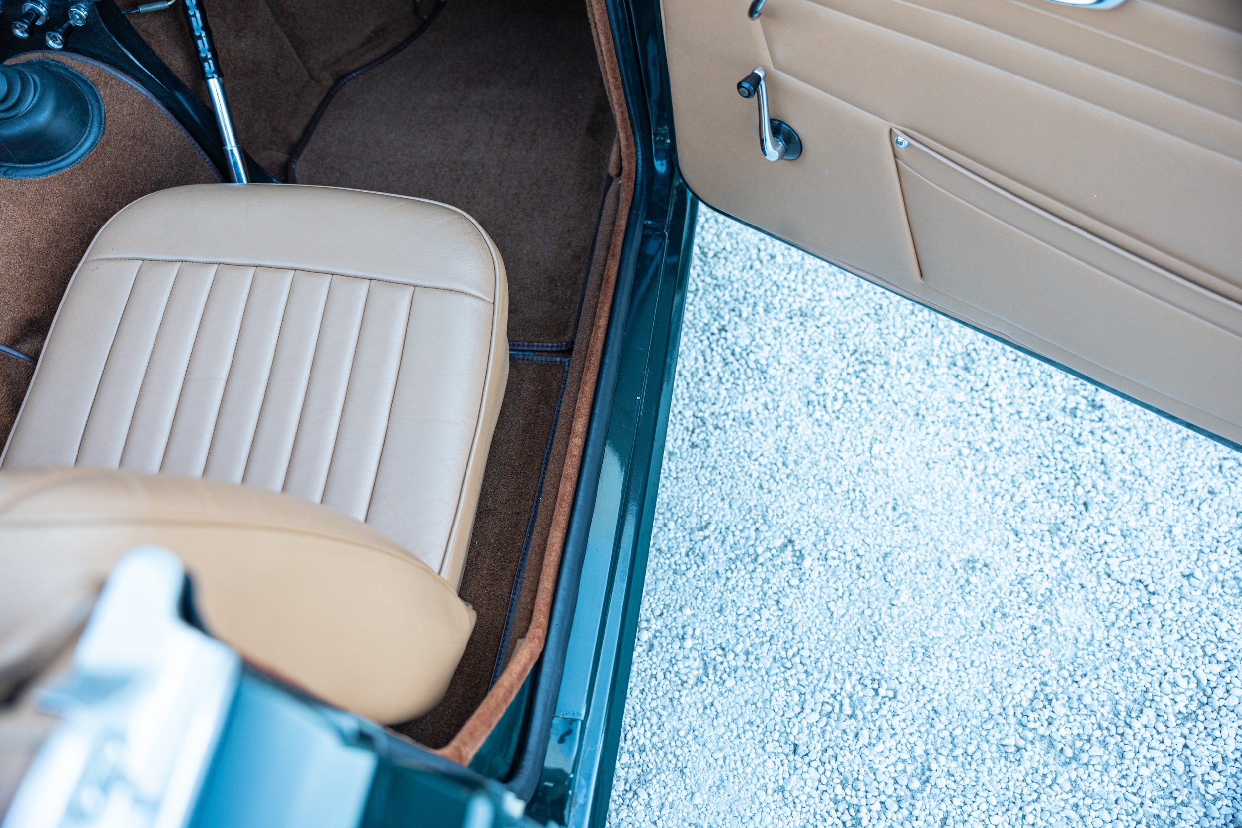 Triumph TR4 (63).jpg