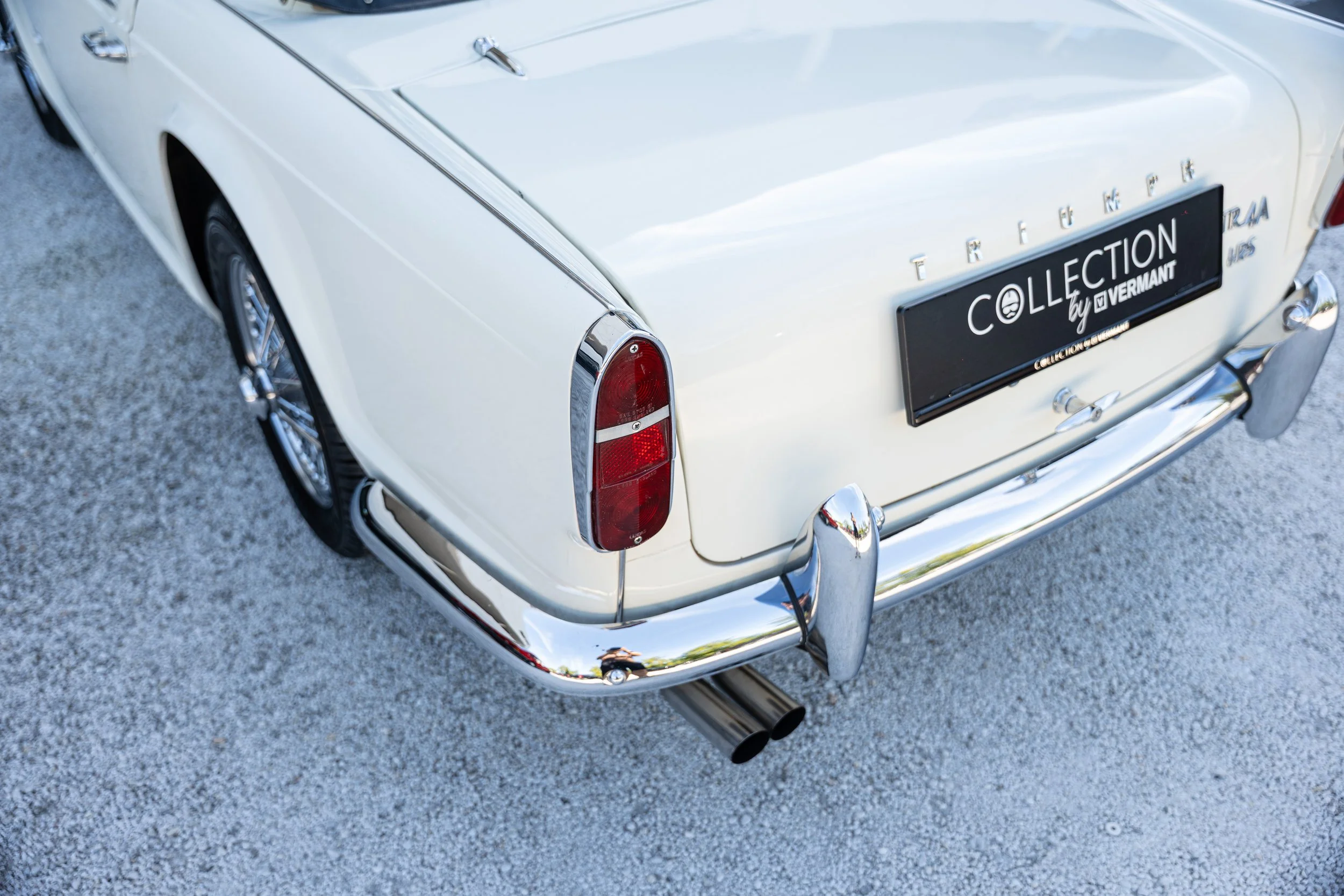 Triumph TR4 IRS (3).jpg