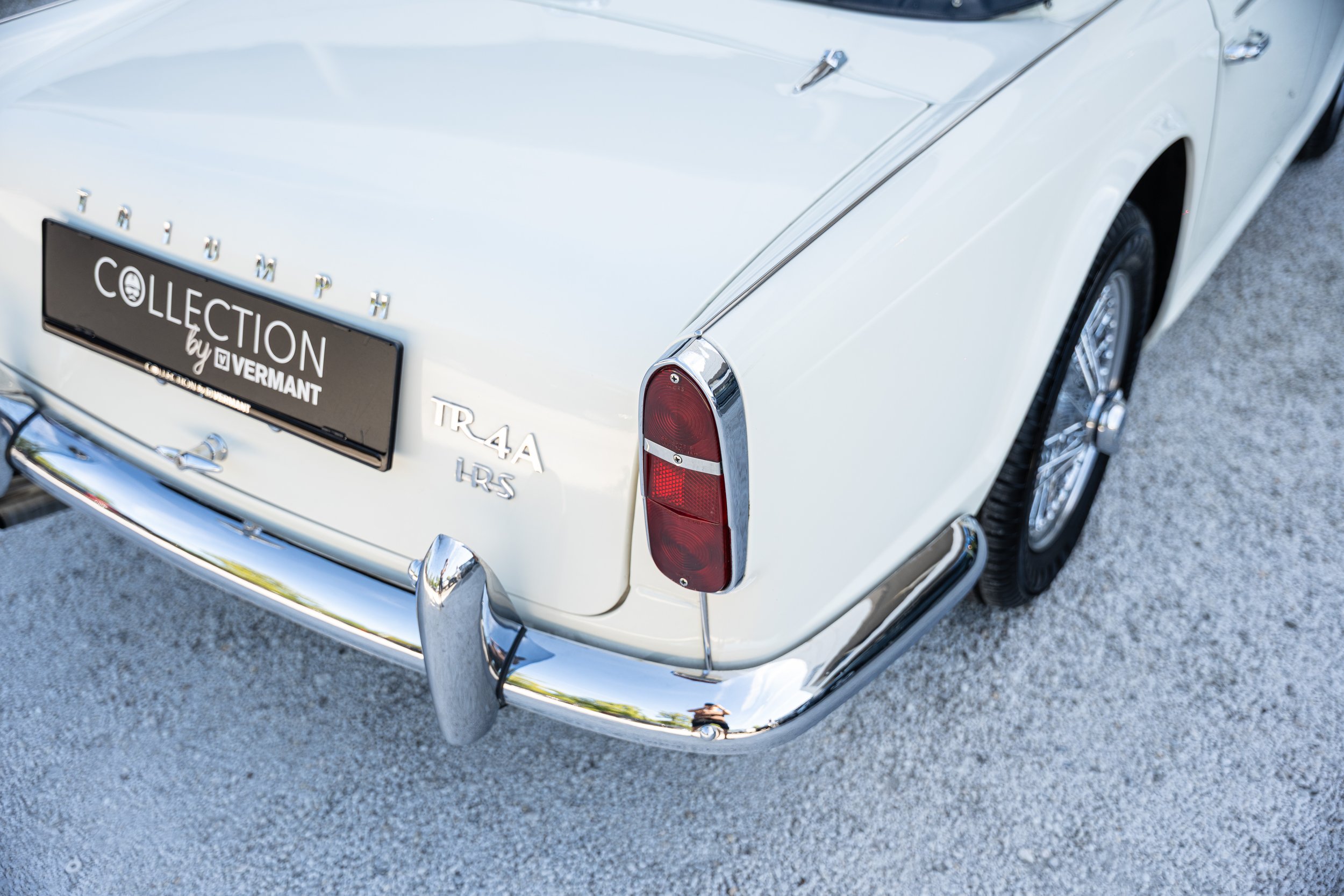 Triumph TR4 IRS (4).jpg