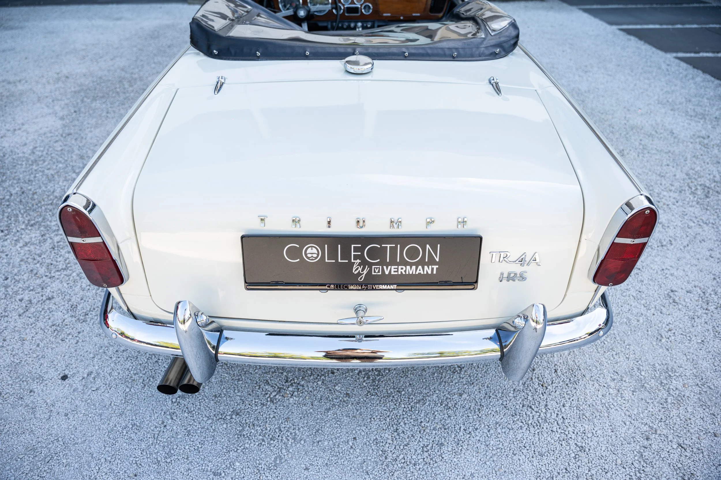 Triumph TR4 IRS (2).jpg