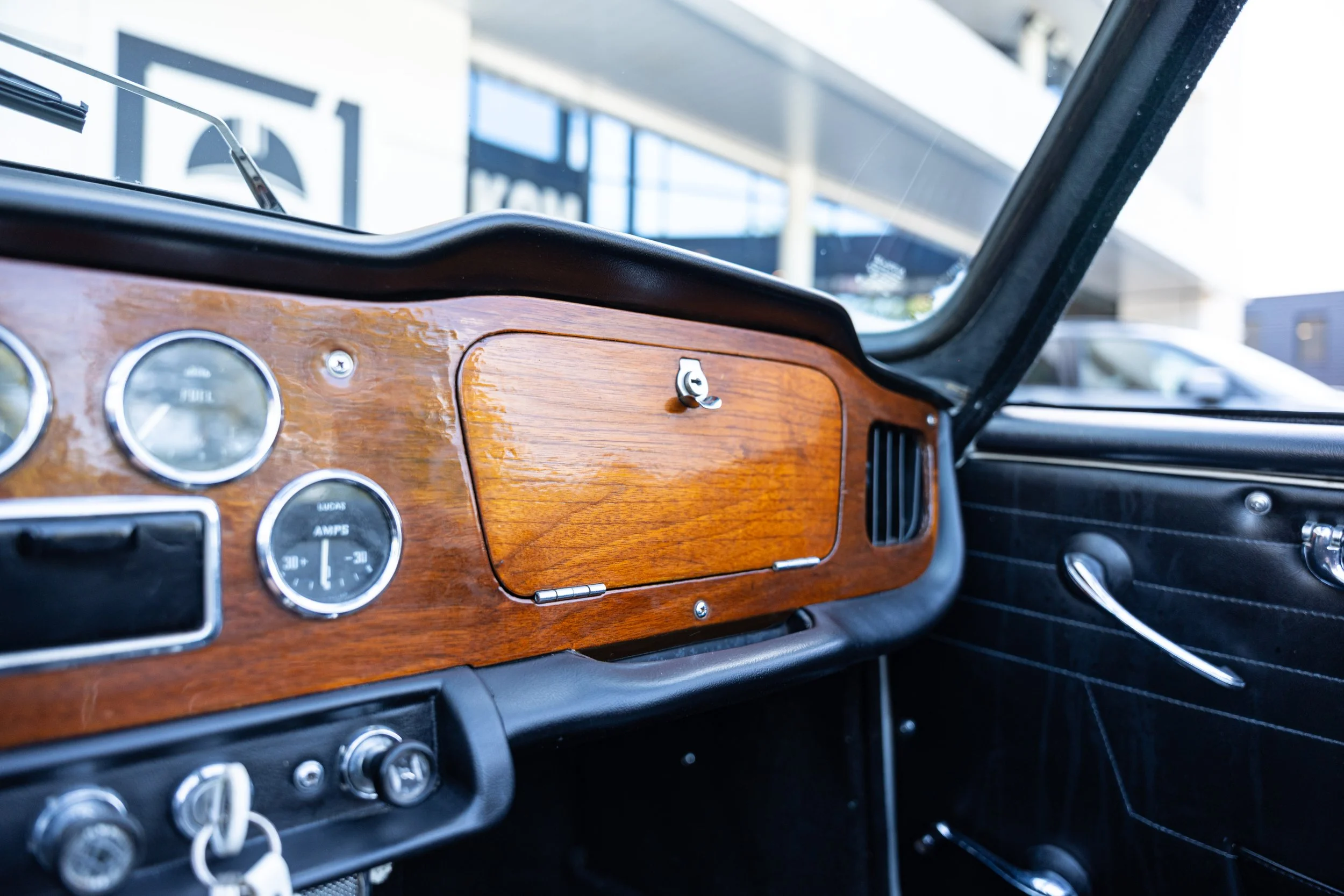 Triumph TR4 IRS (79).jpg