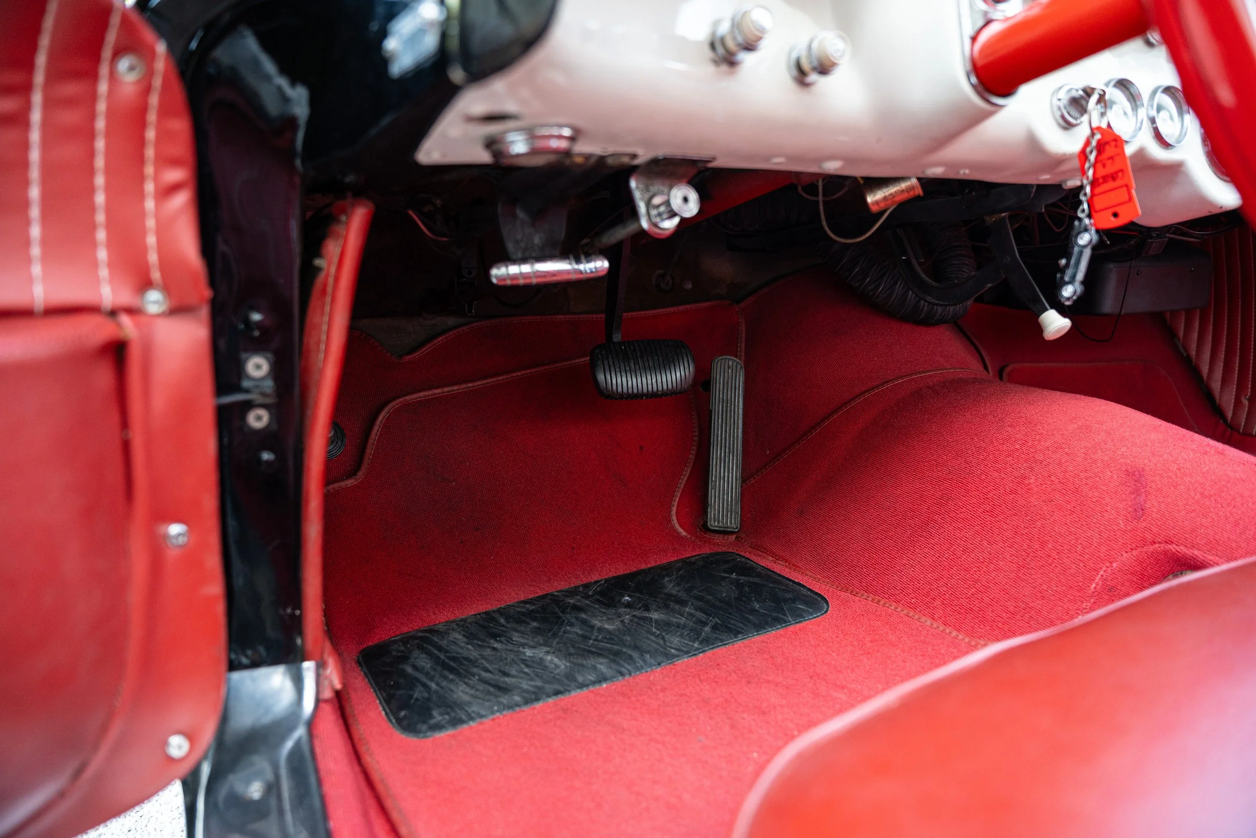 Corvette C1 (60).jpg