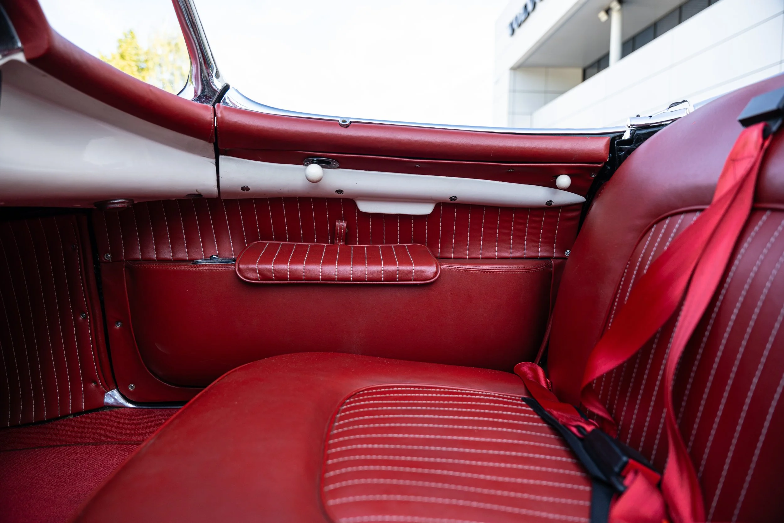 Corvette C1 (77).jpg