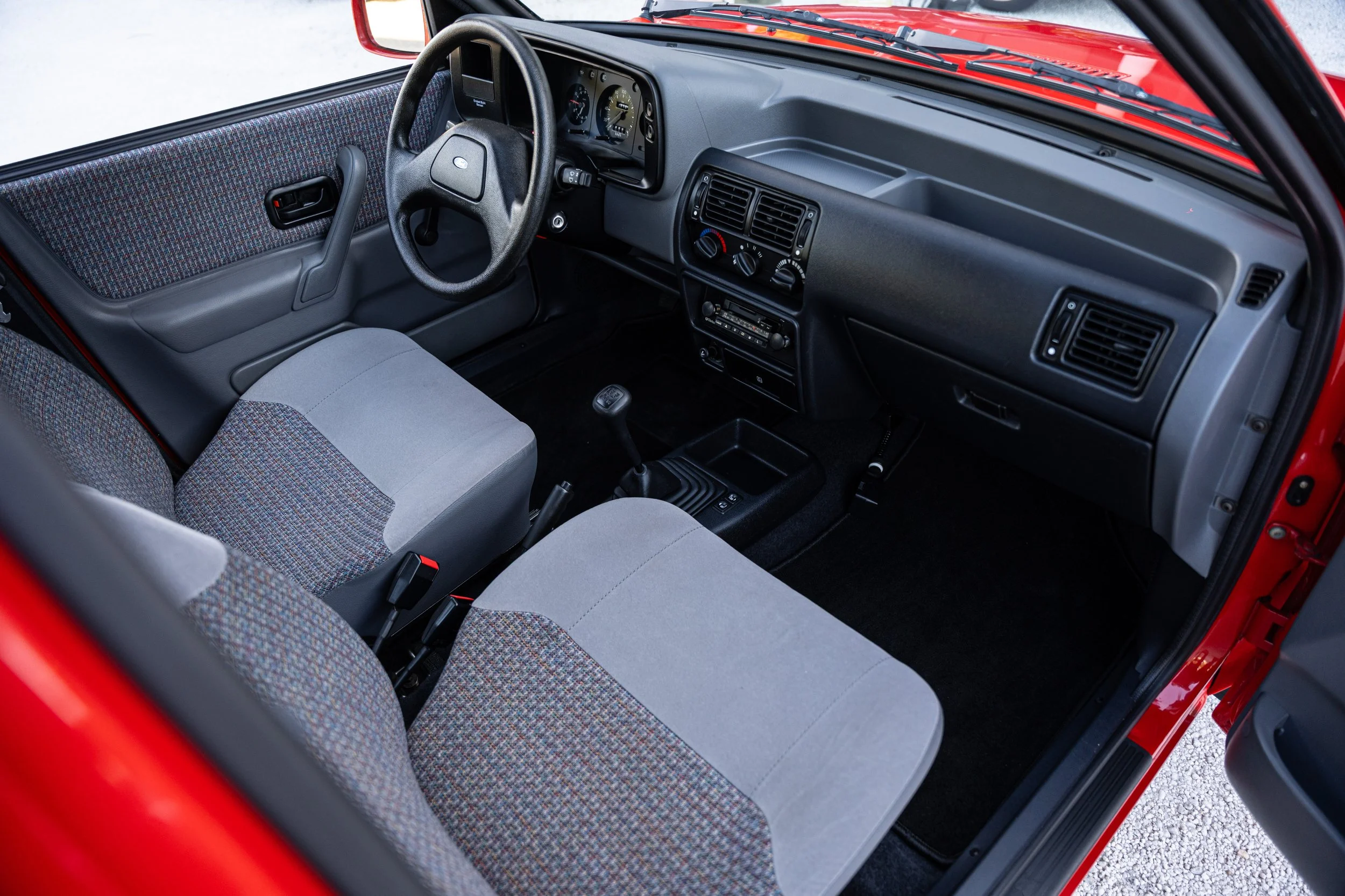 Ford Escort (55).jpg