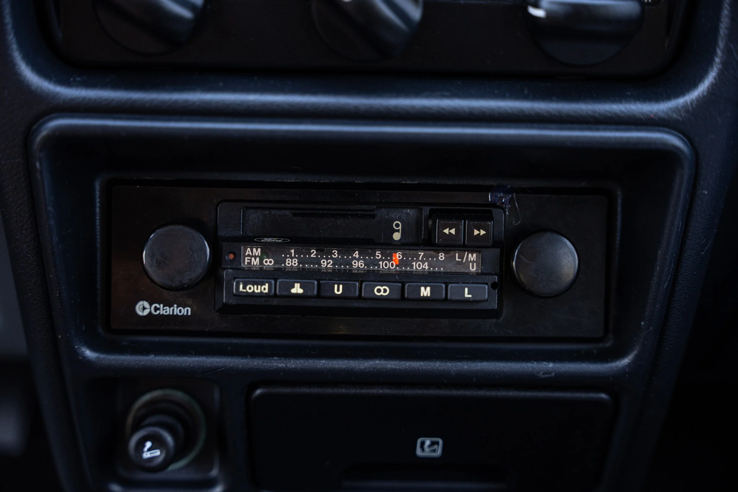 Ford Escort (72).jpg