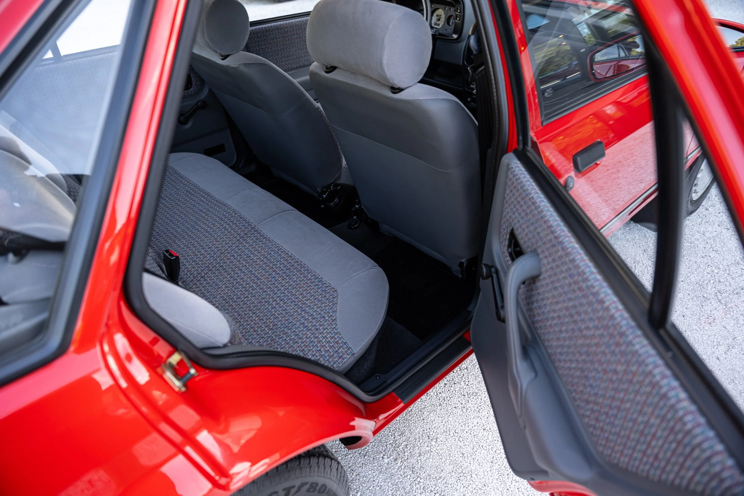 Ford Escort (74).jpg