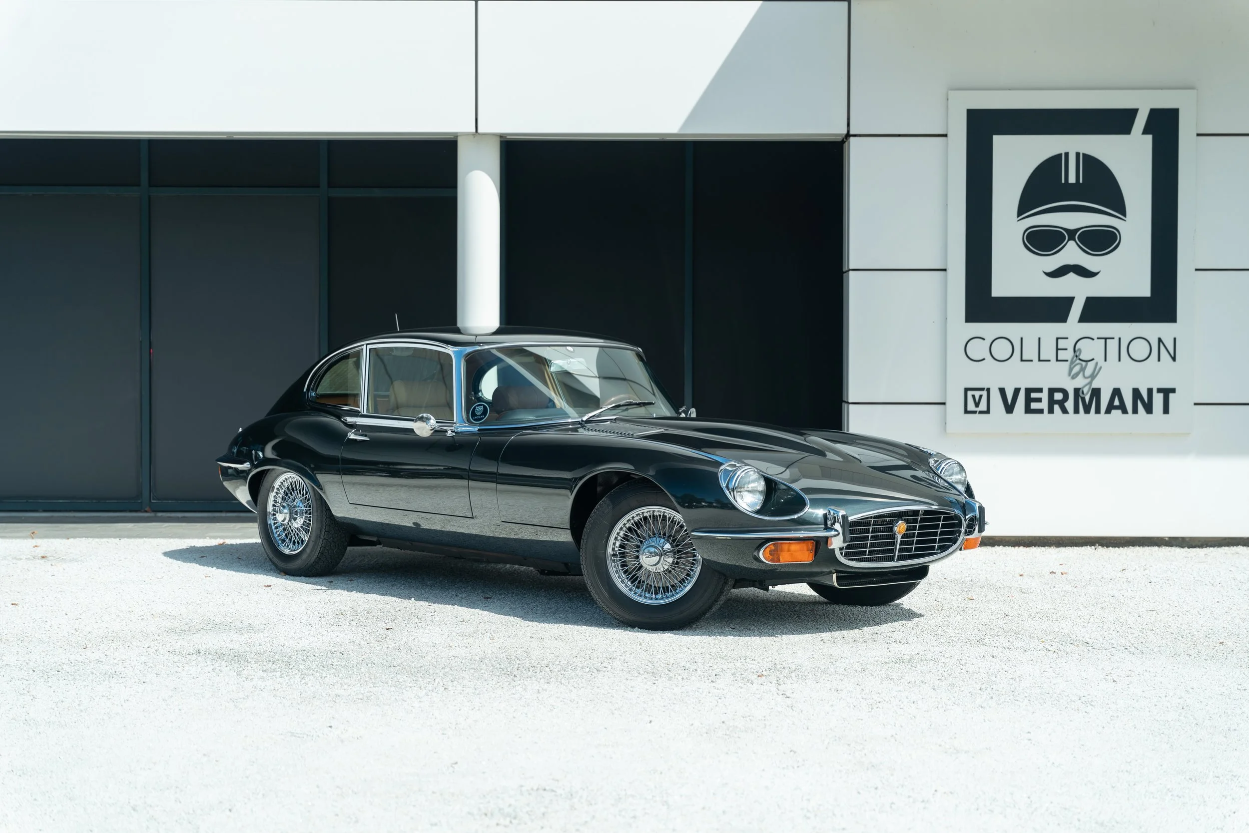 Jaguar_E_V12-1.jpg