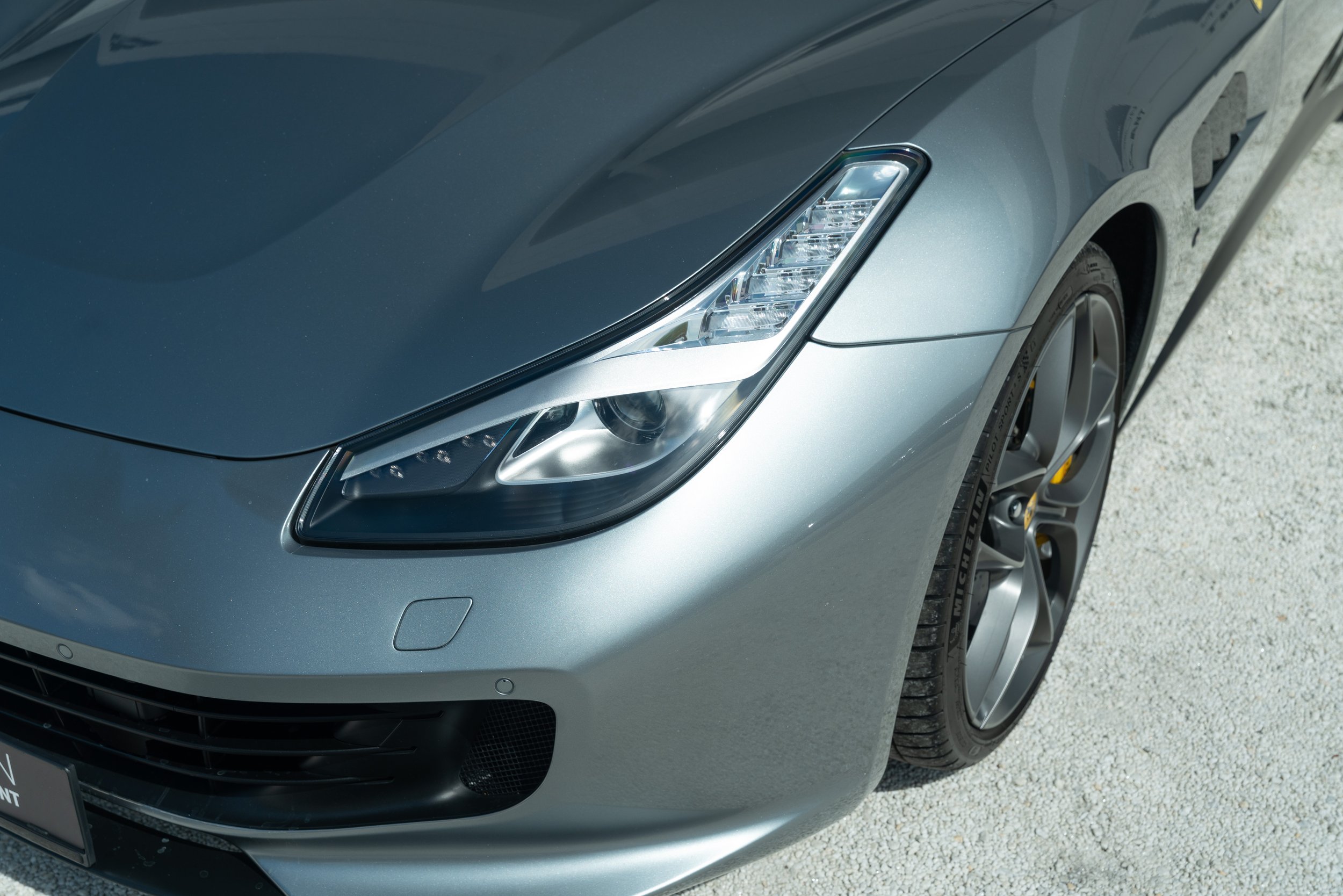 Ferrari GTC4 Lusso T (9).jpg