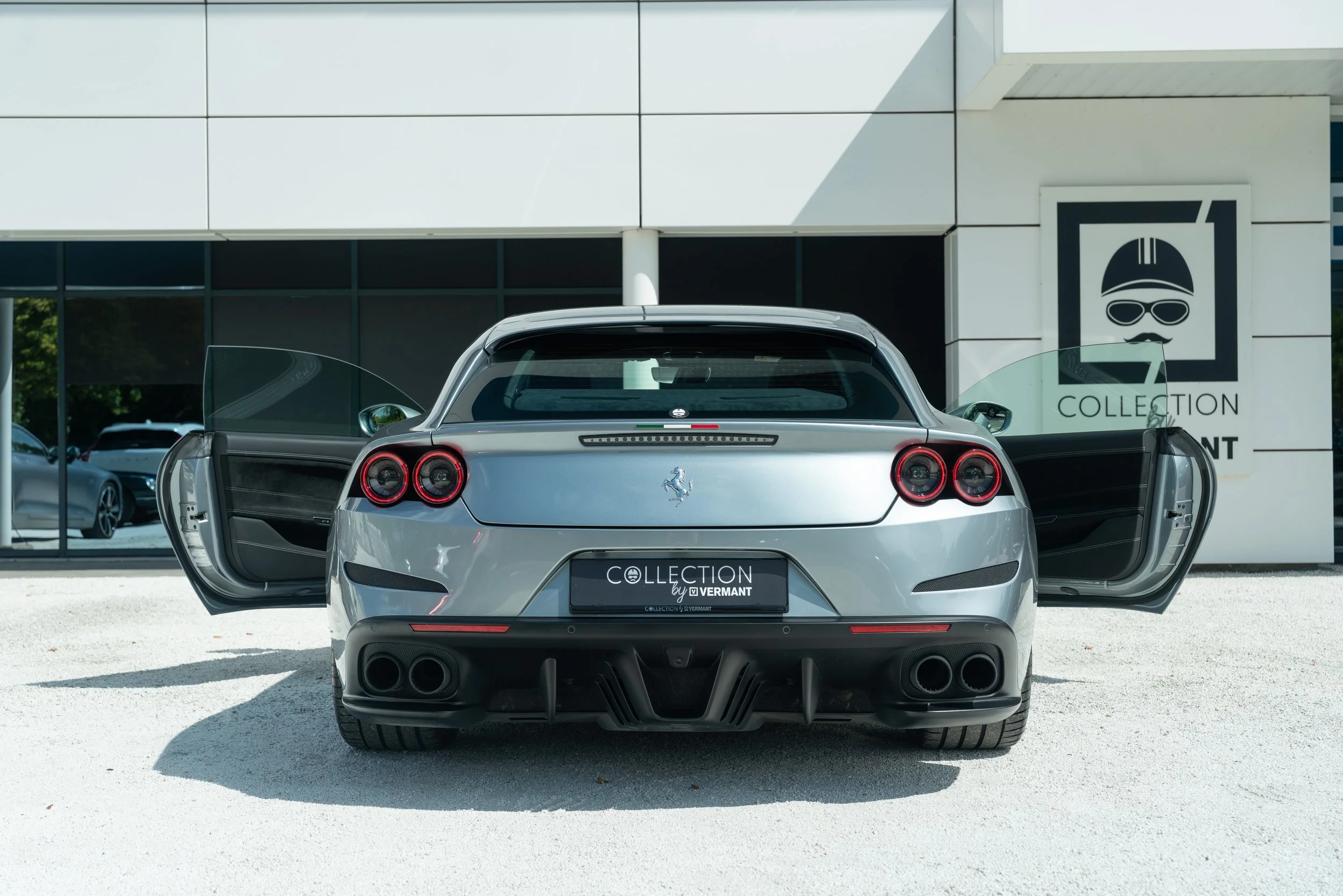 Ferrari GTC4 Lusso T (21).jpg