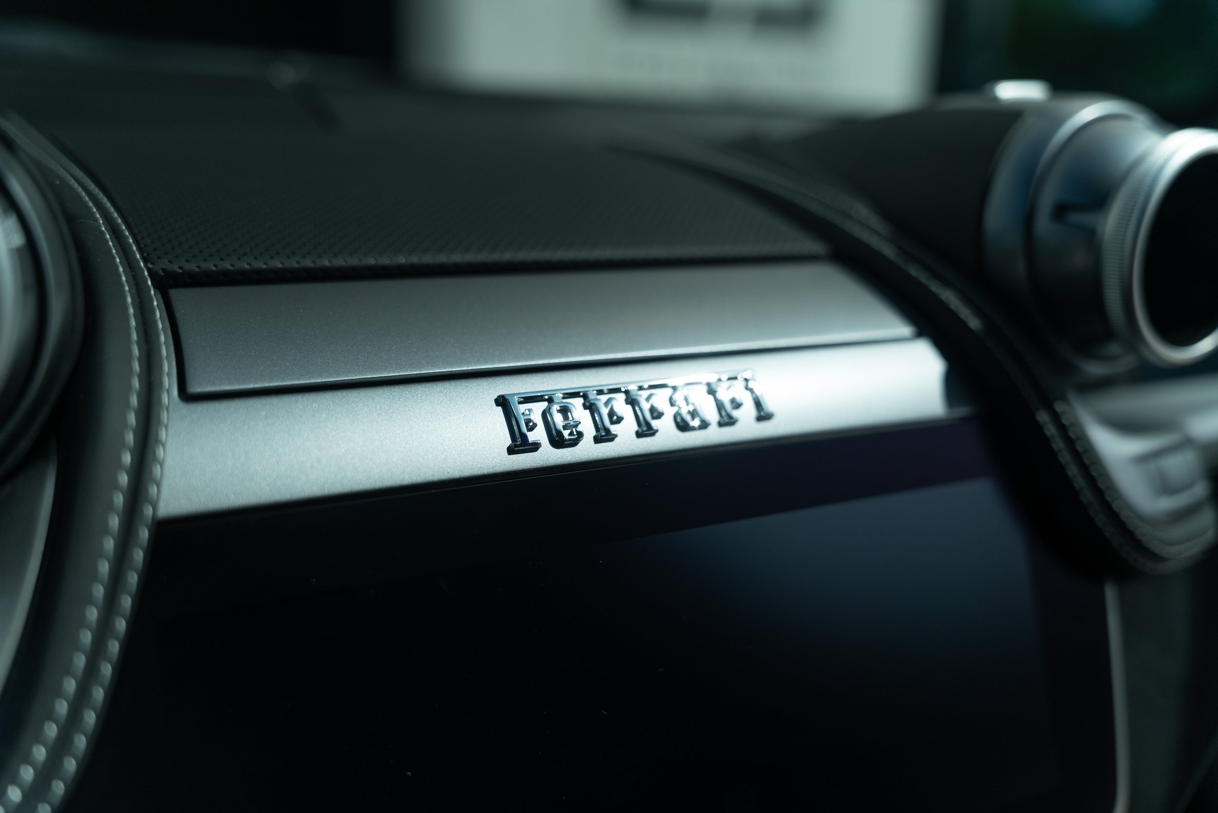 Ferrari GTC4 Lusso T (34).jpg