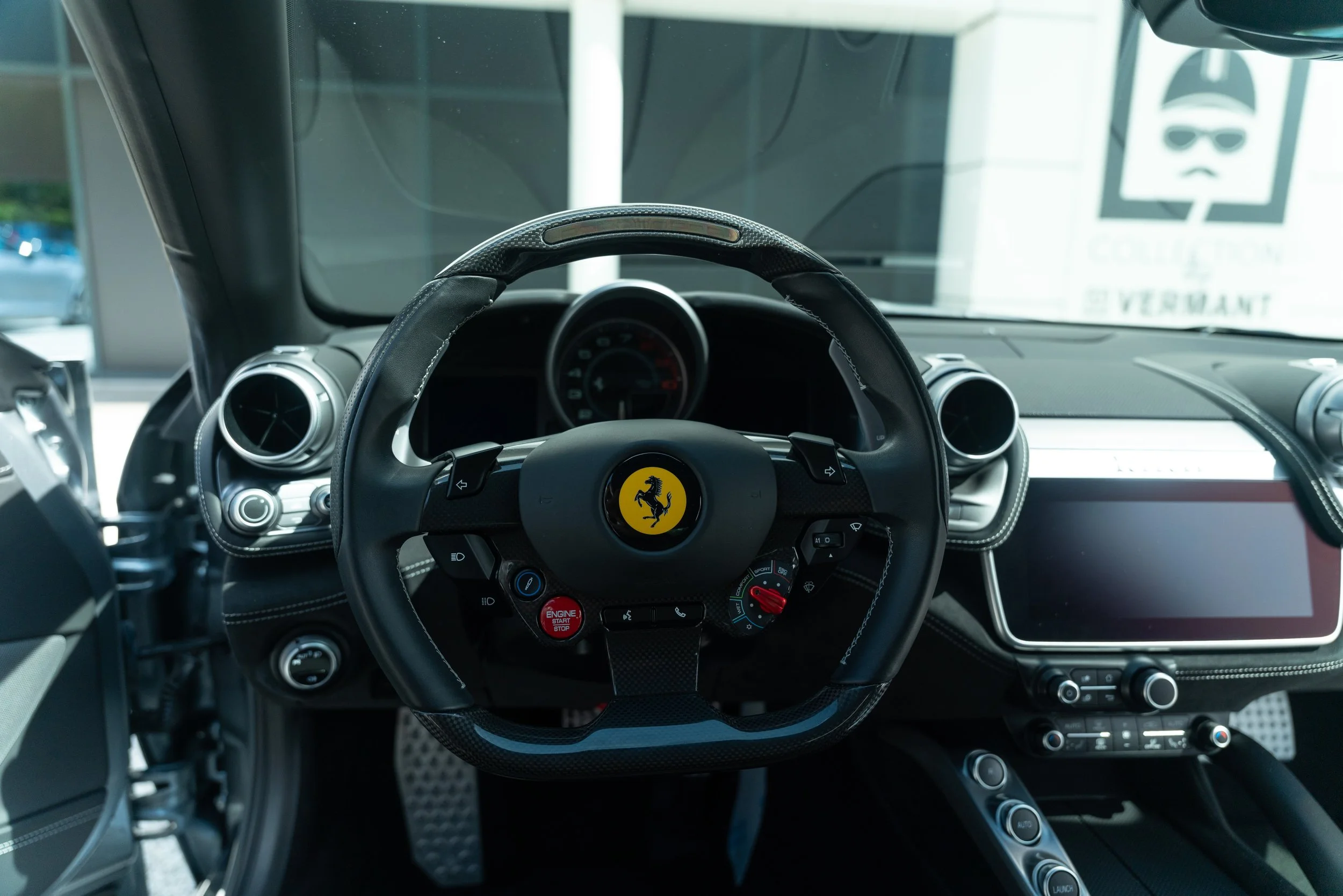 Ferrari GTC4 Lusso T (32).jpg