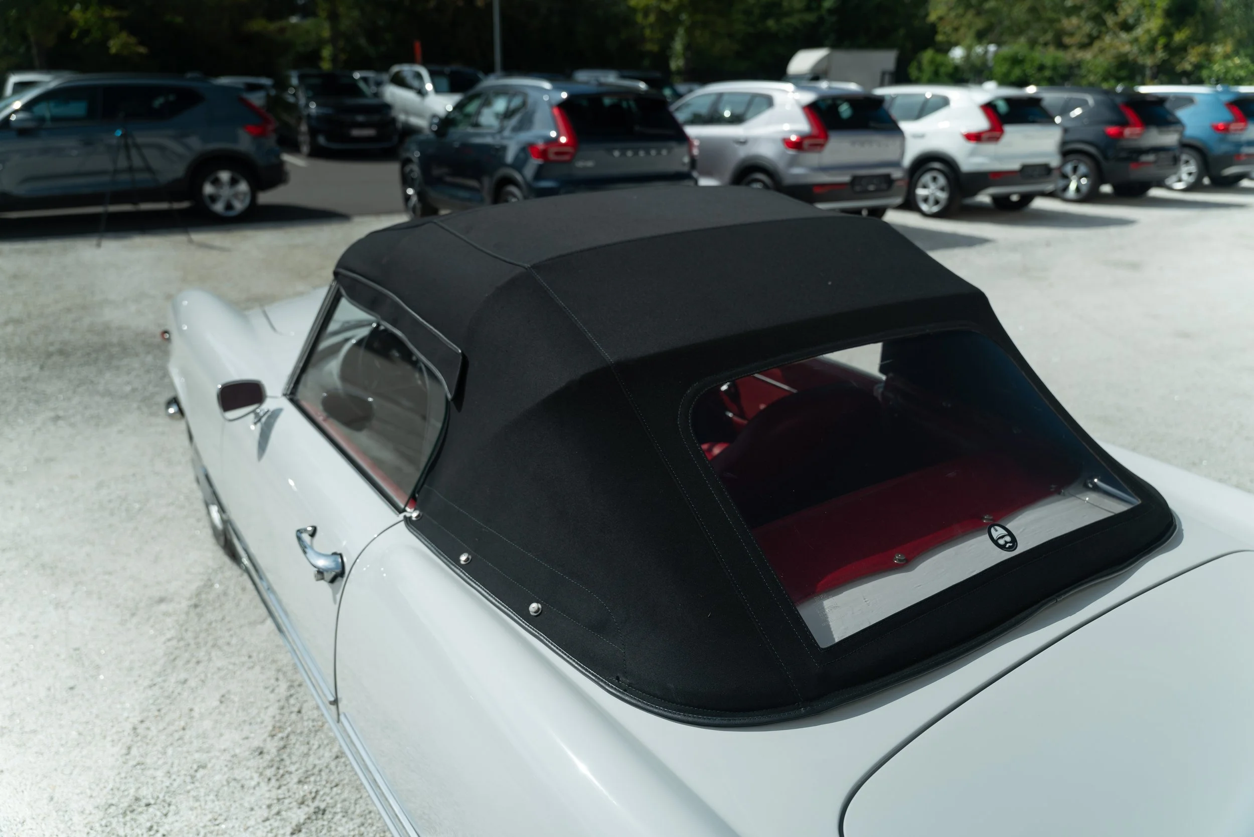 Alfa Romeo 2000 Spider (13).jpg