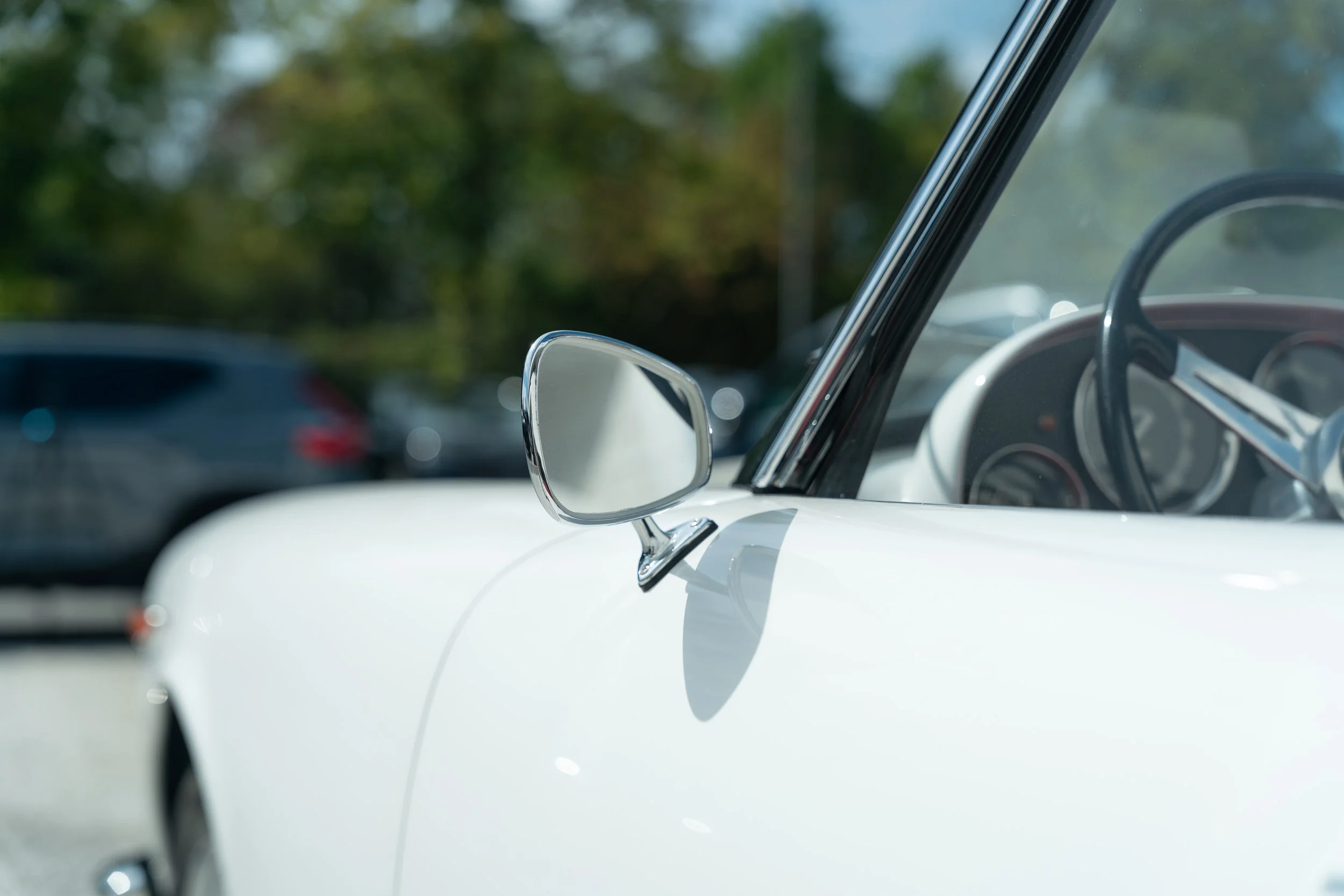 Alfa Romeo 2000 Spider (23).jpg