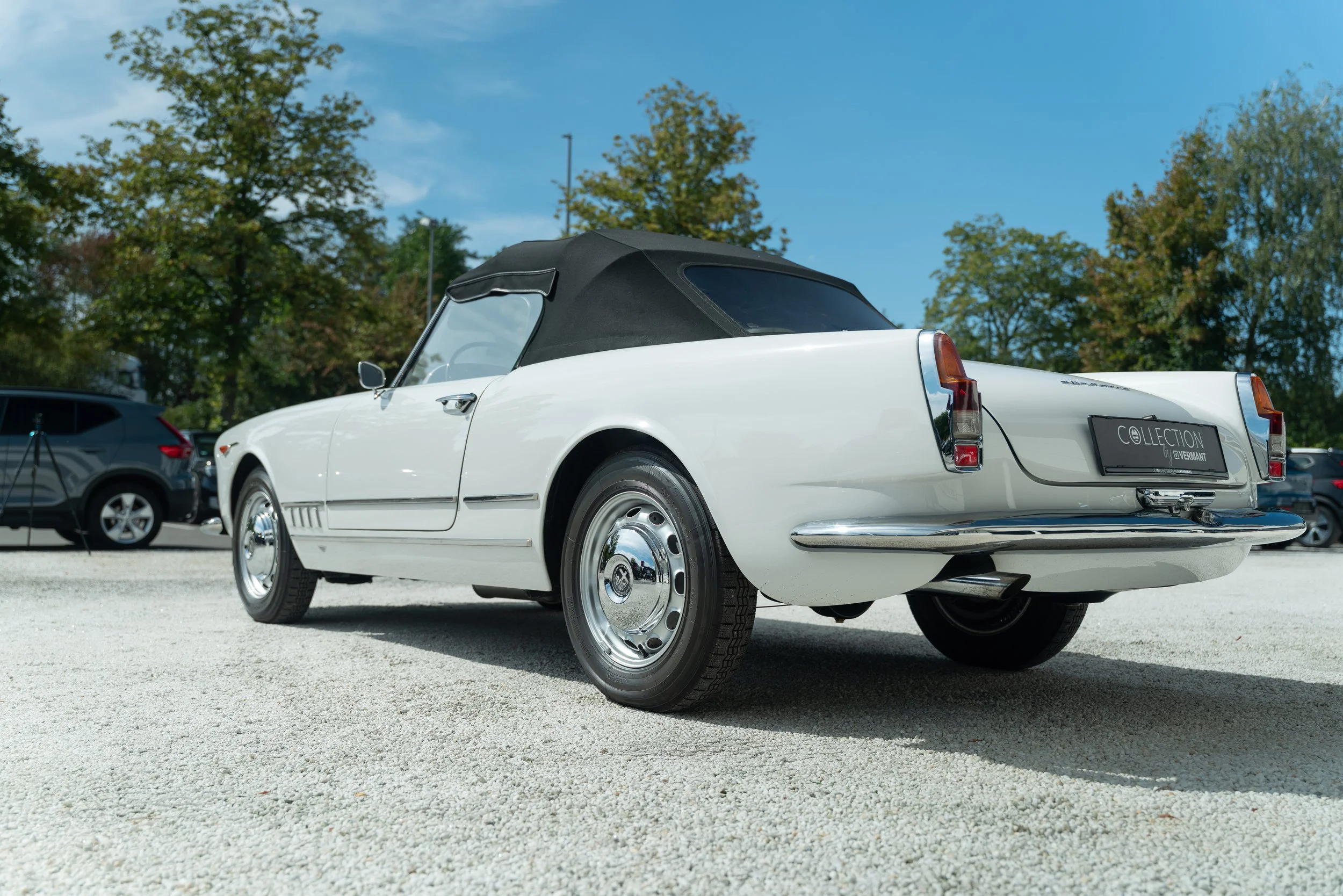 Alfa Romeo 2000 Spider (9).jpg