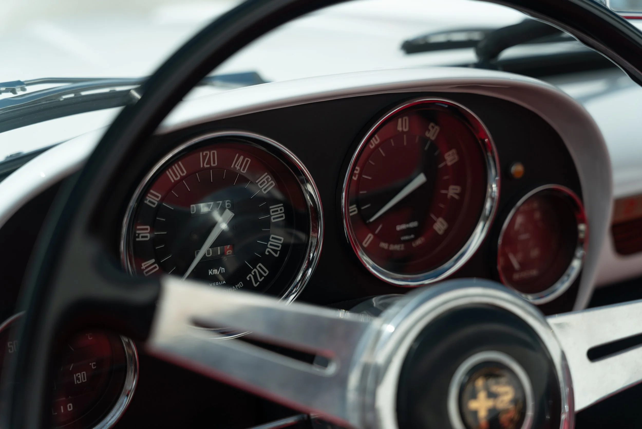 Alfa Romeo 2000 Spider (44).jpg
