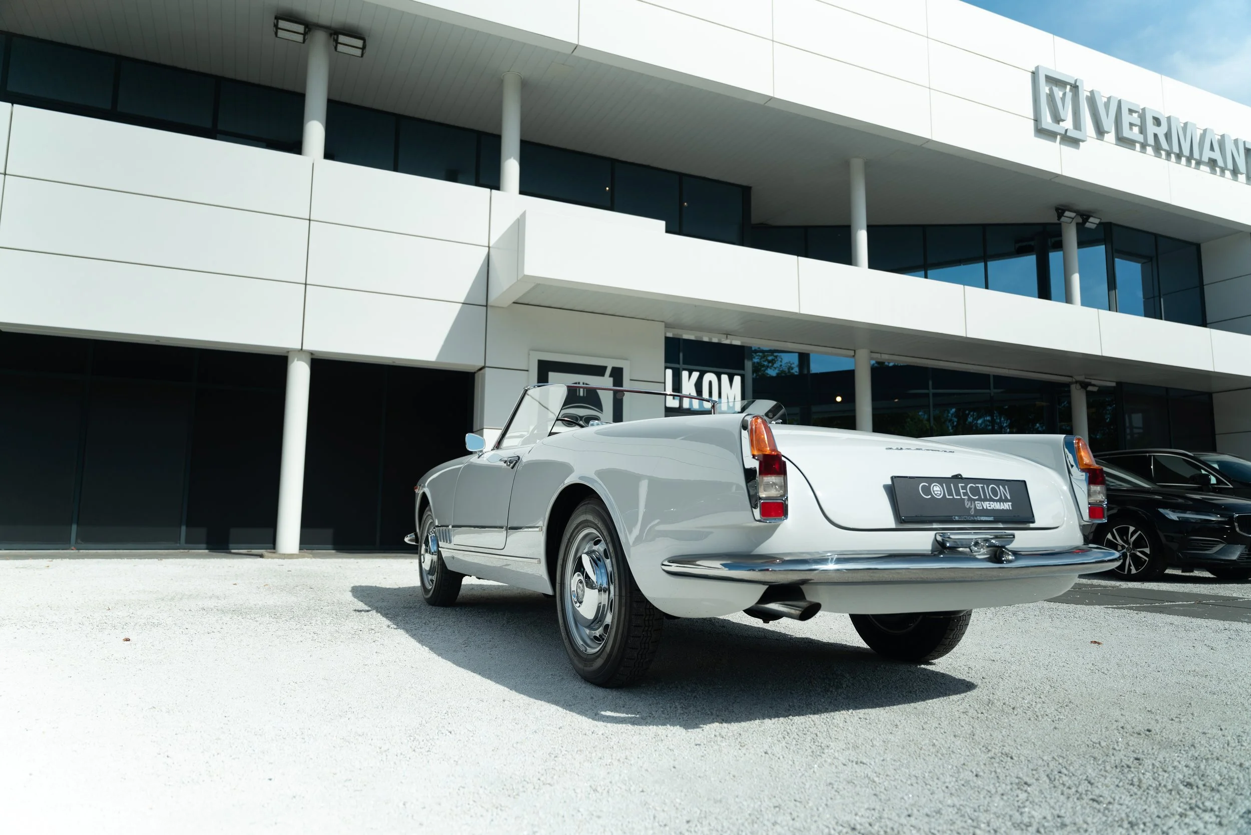 Alfa Romeo 2000 Spider (31).jpg