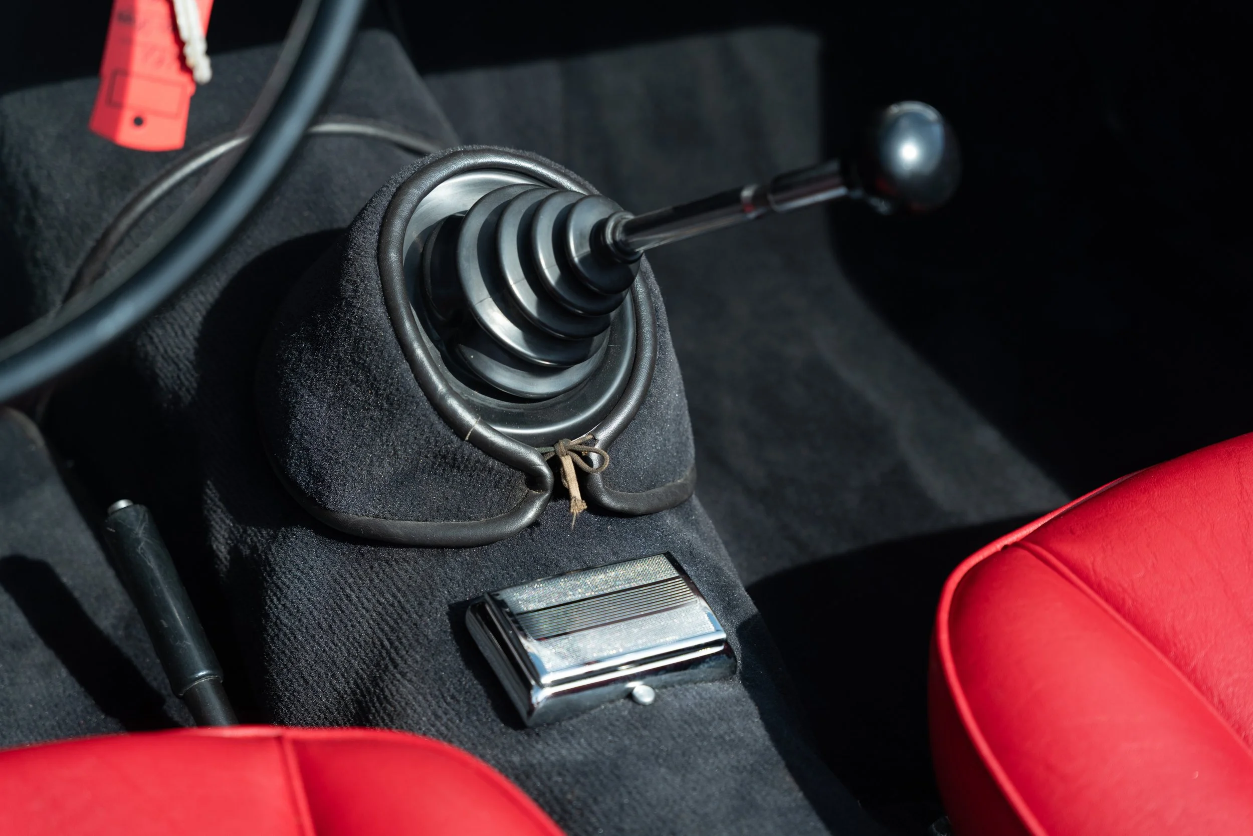 Alfa Romeo 2000 Spider (69).jpg