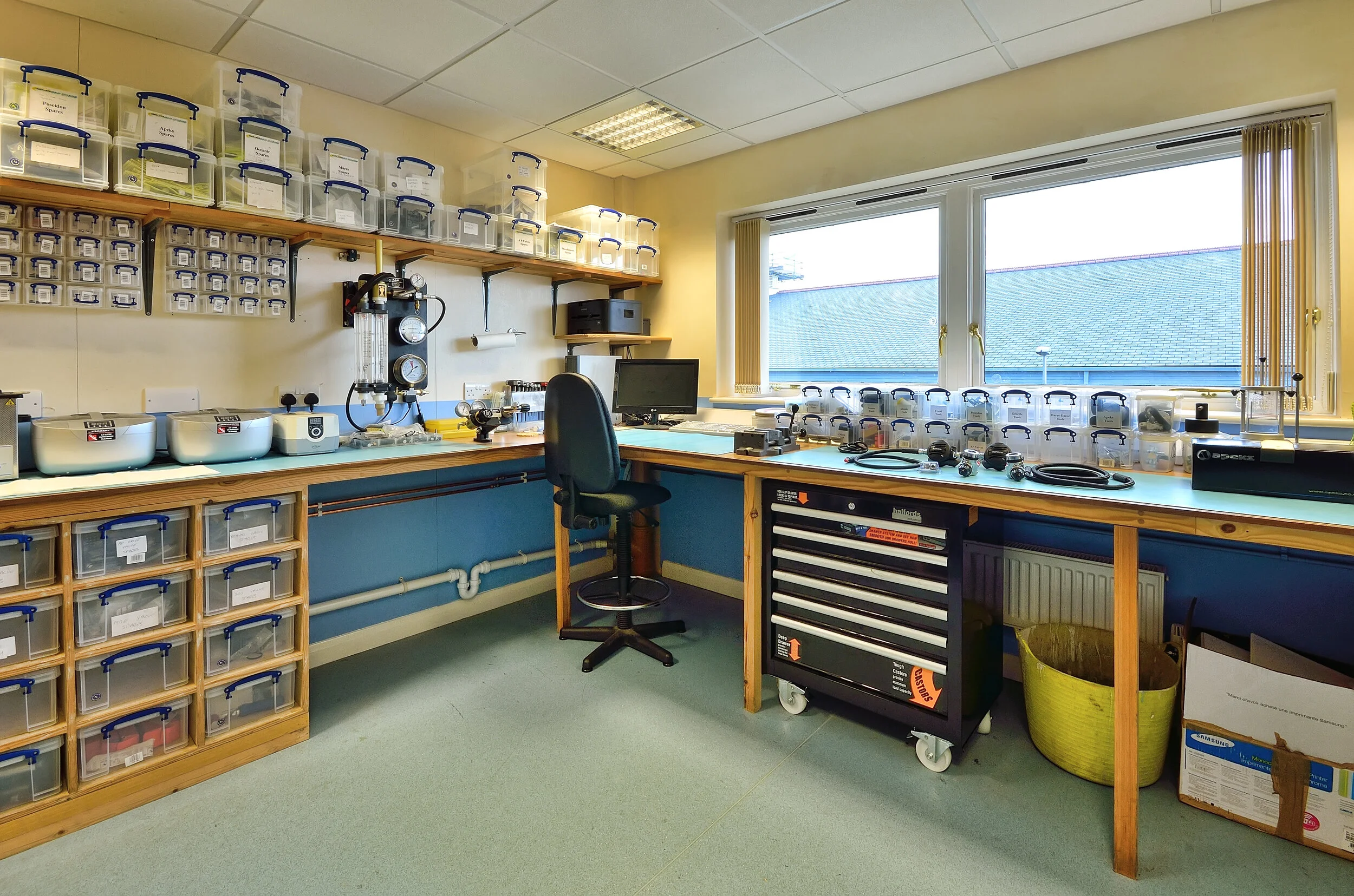 Servicing and Cylinder Fills — Ipswich Scuba