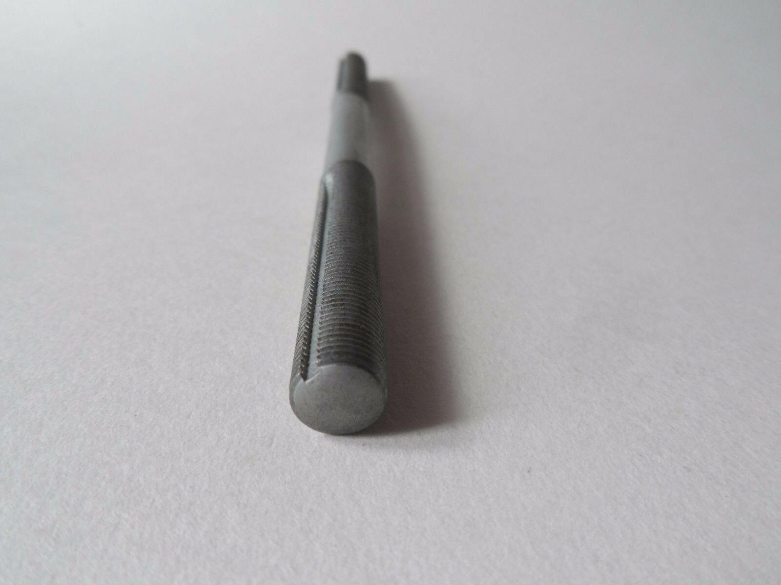 REAR PISTA AXLE2.jpg