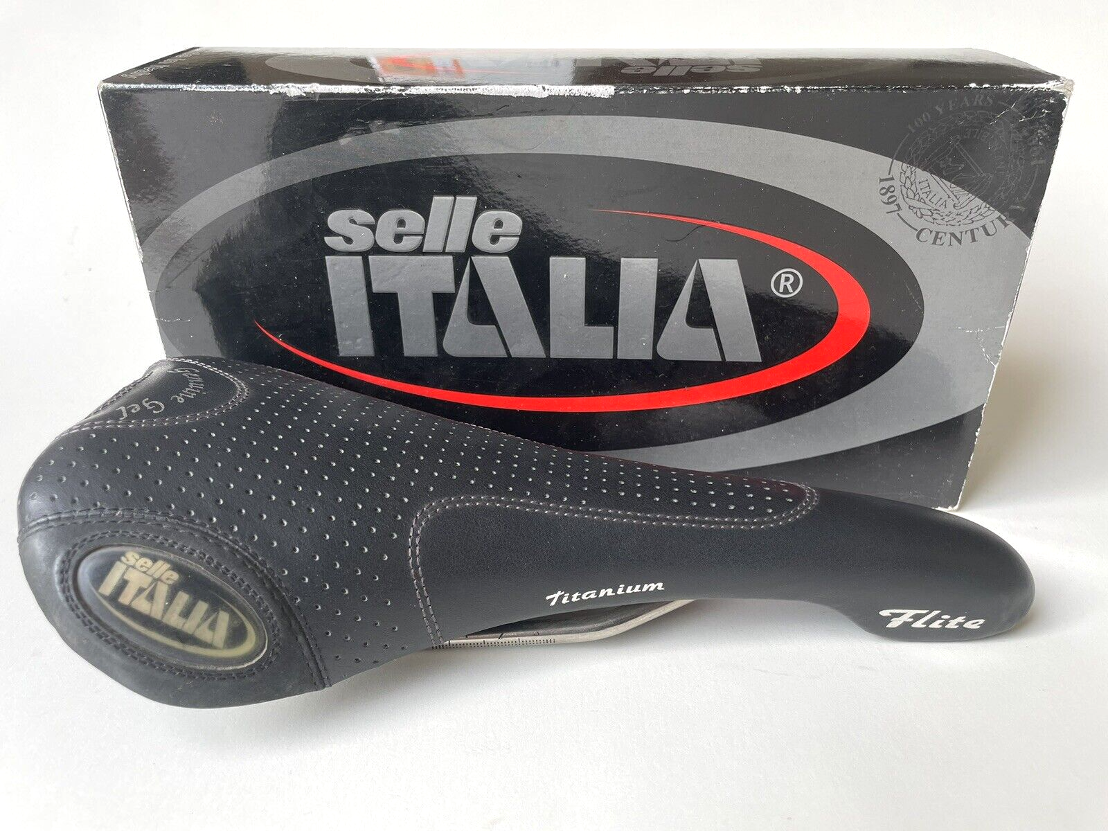 NOS SELLE ITALIA FLITE titanium Italian Black Leather Racing saddle9.jpg