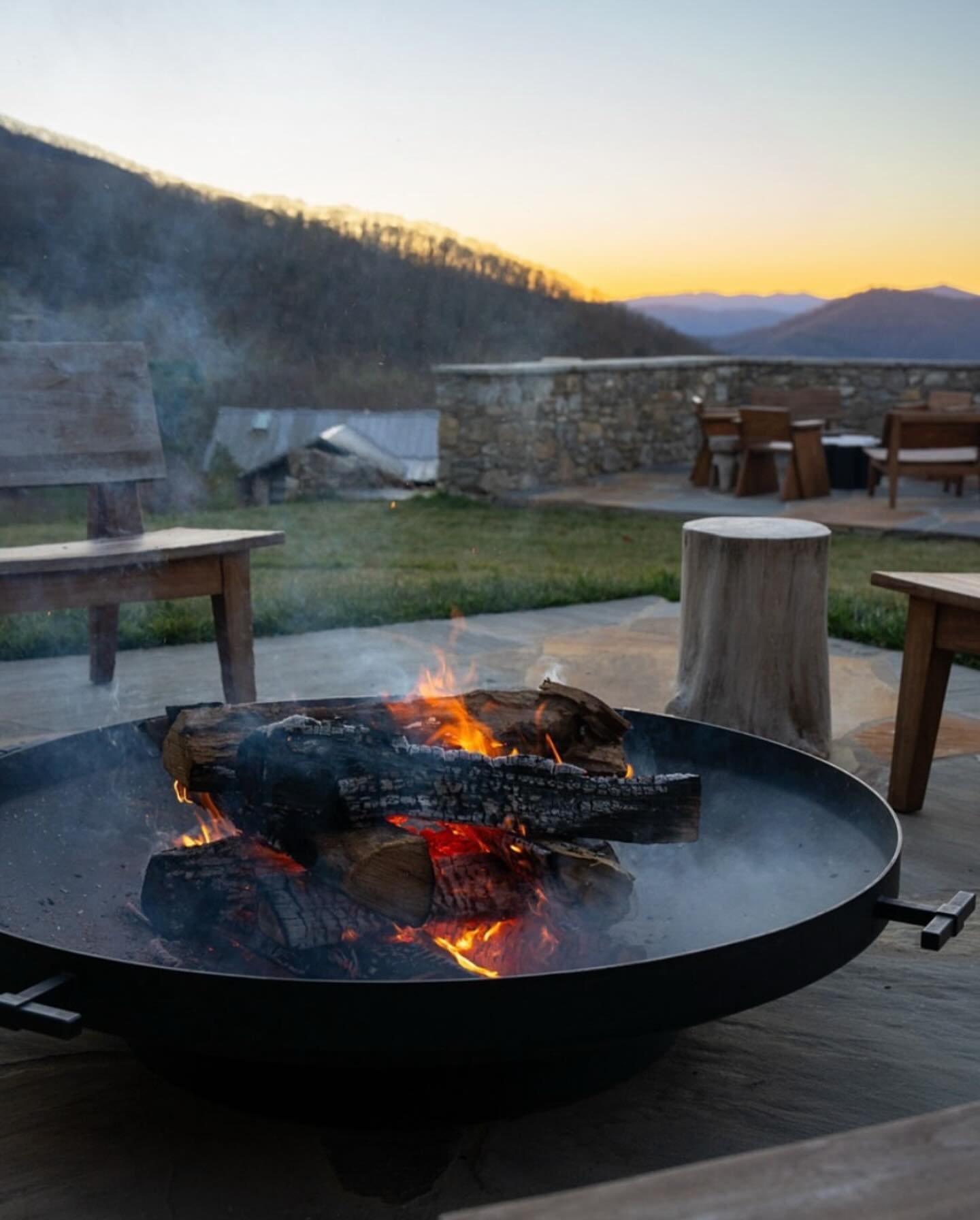 It&rsquo;s almost bonfire season! Did I mention we make super cool custom fire 🔥 bowls !!! Check out this one we did some time back for @cataloocheeranch ! Let&rsquo;s make some more for you all !!!