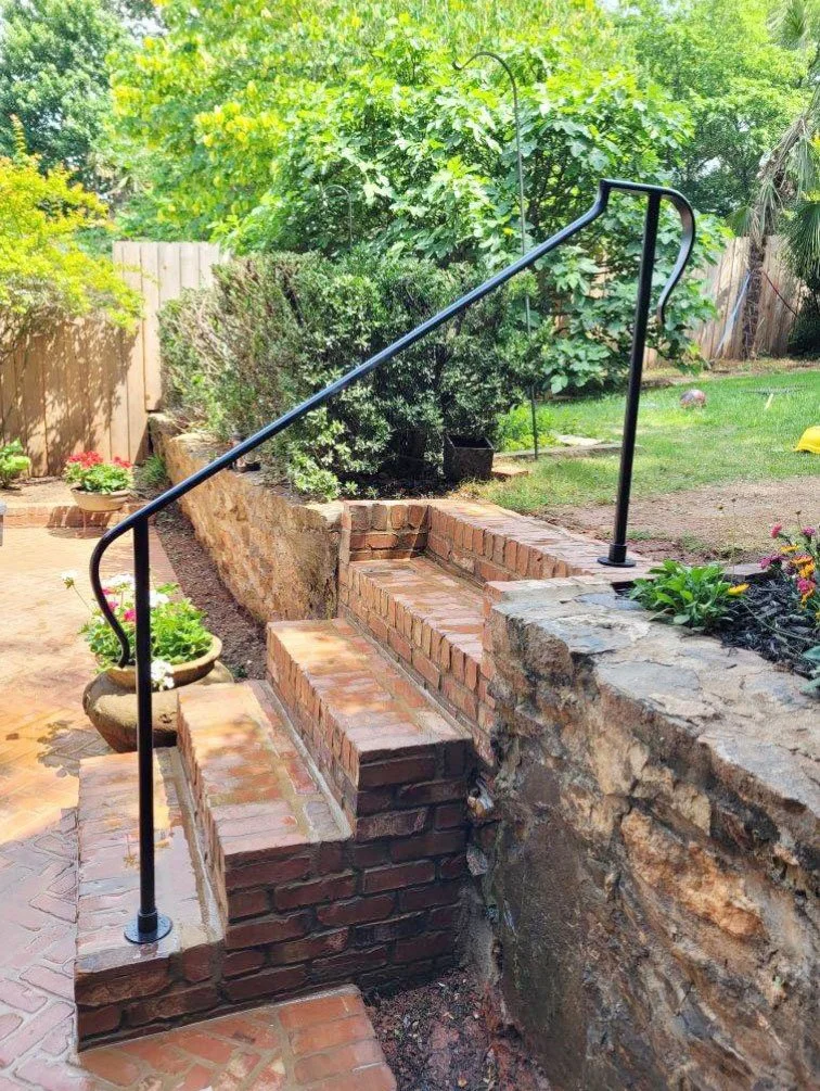 Railing-Ext_StairRail_LambsTongue_V1.jpg