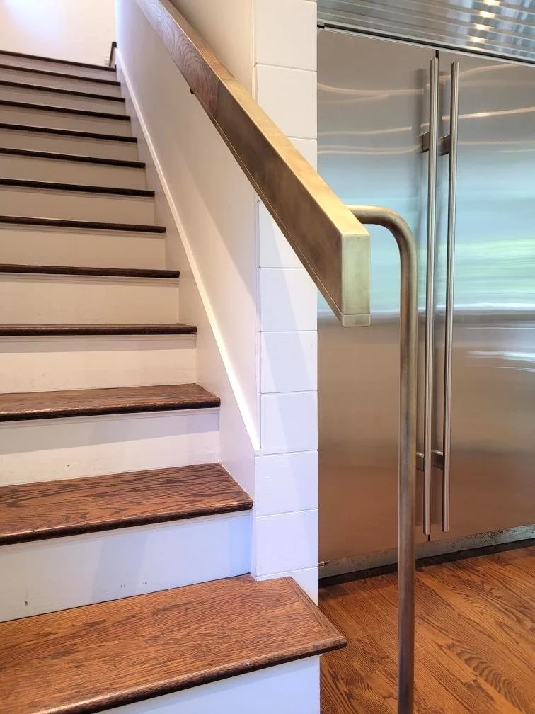 Railing-IntStair_Brass_V2.jpg