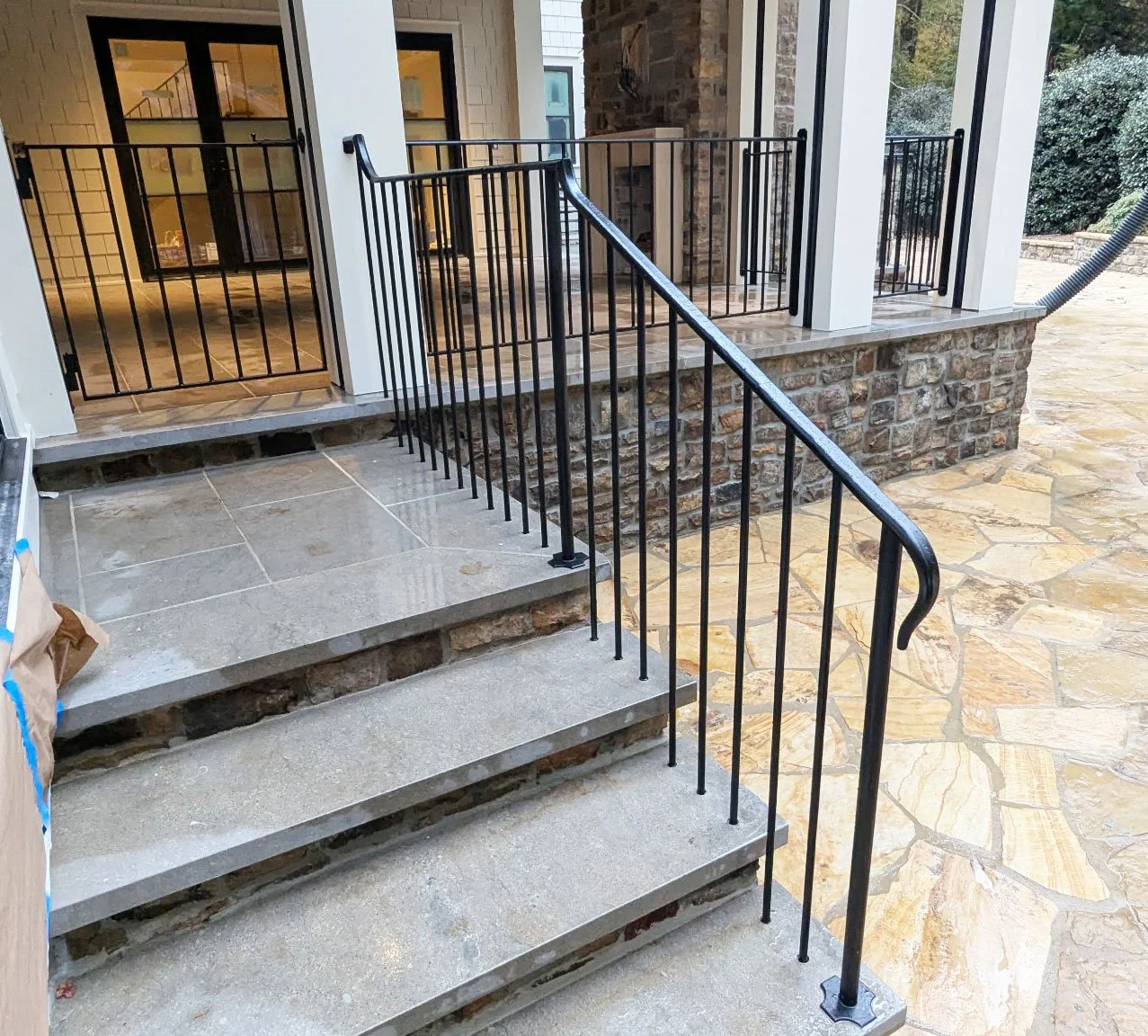 Railing-ExtPatio_LambsTongue_V1.jpg