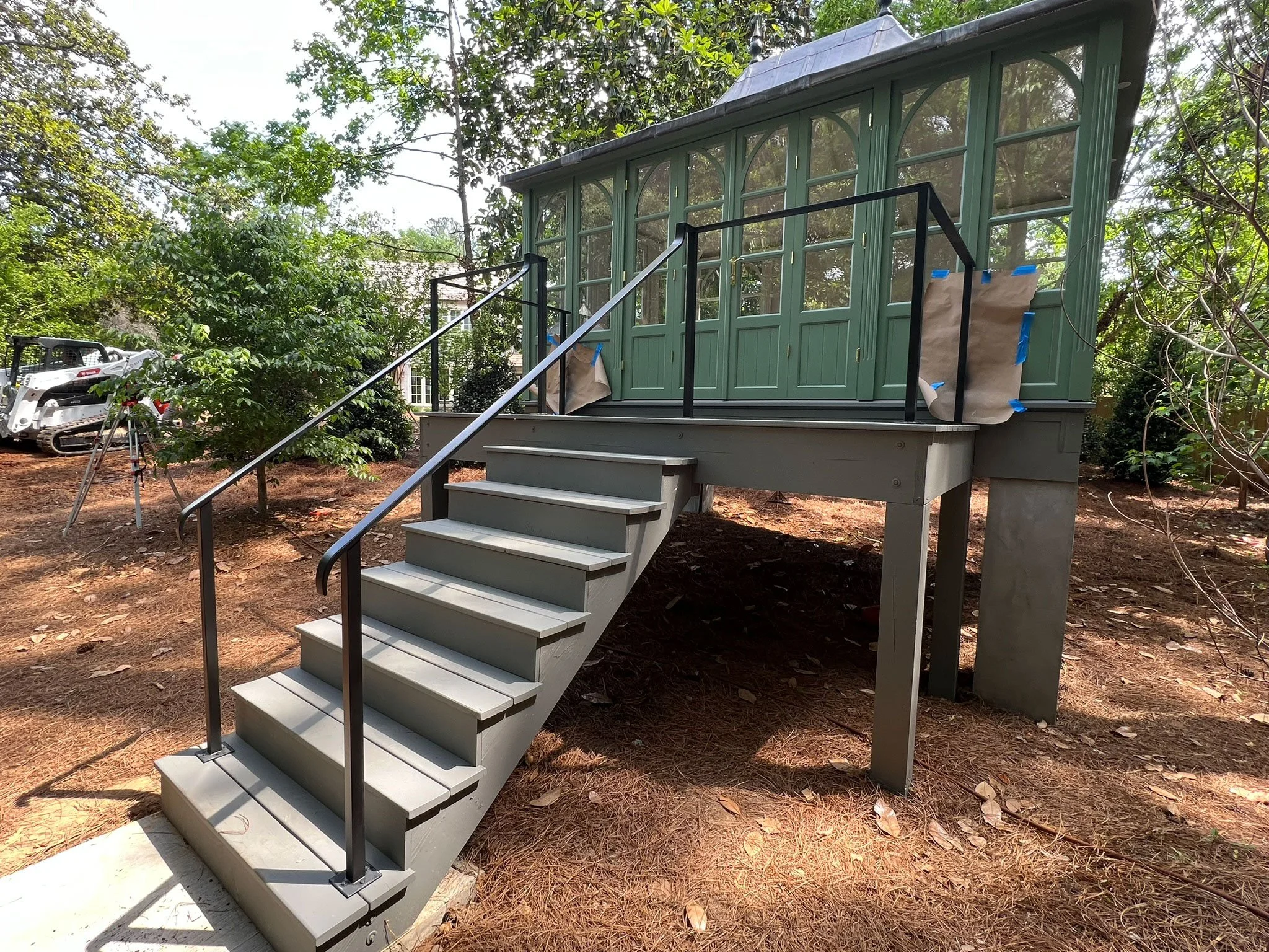 outdoor-rail_V1.jpg