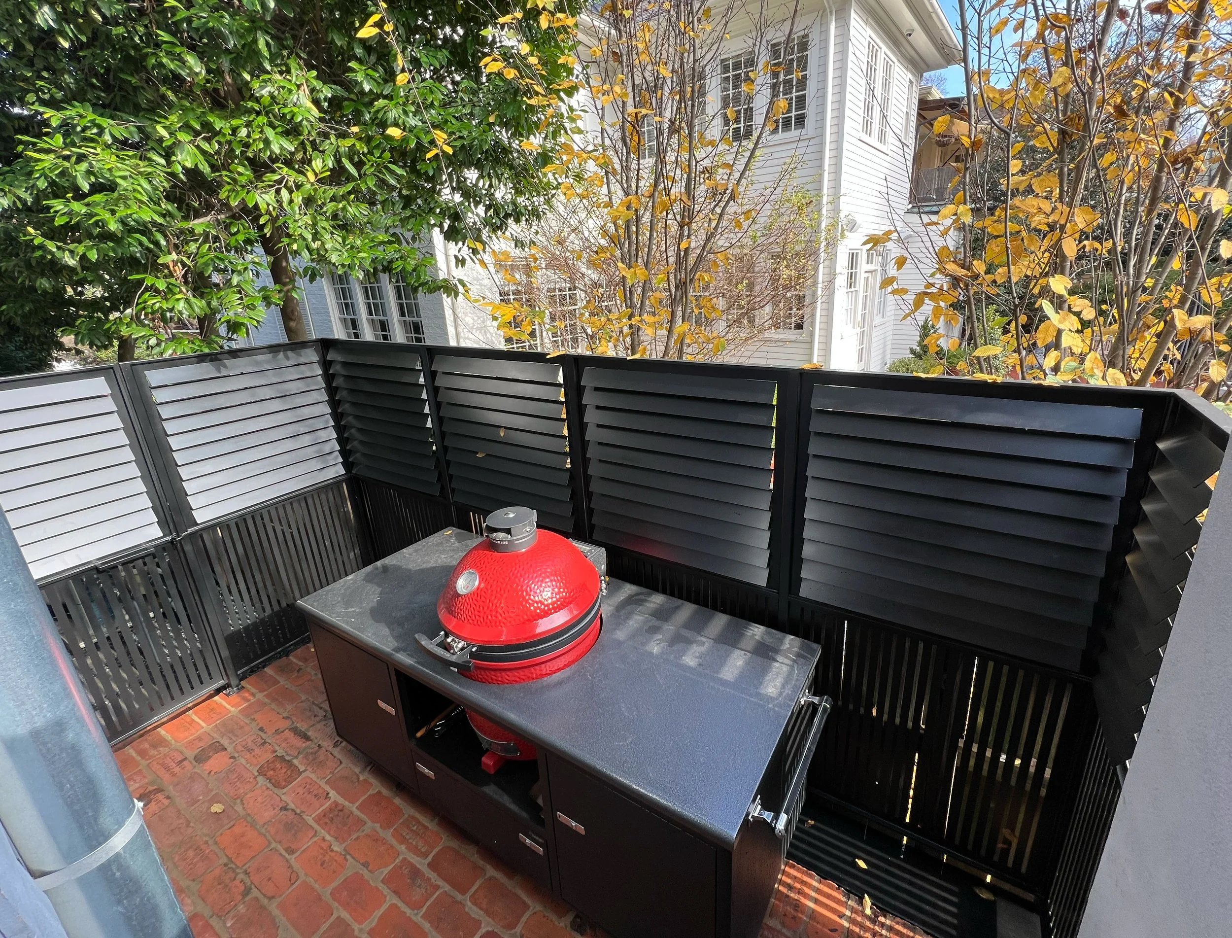 PrivacyScreen_BBQPit.jpg