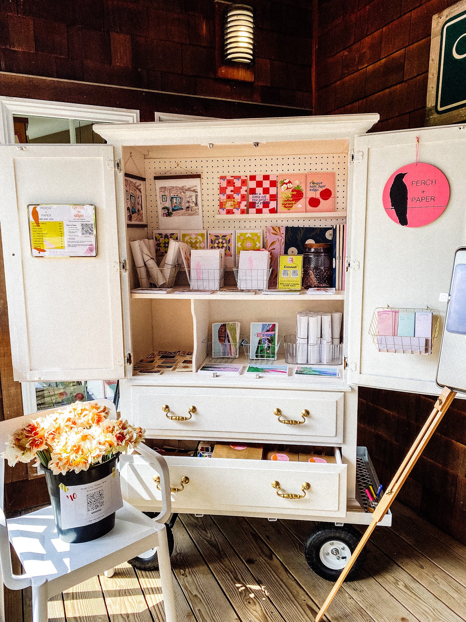 perch-paper-pop-up-display.jpg