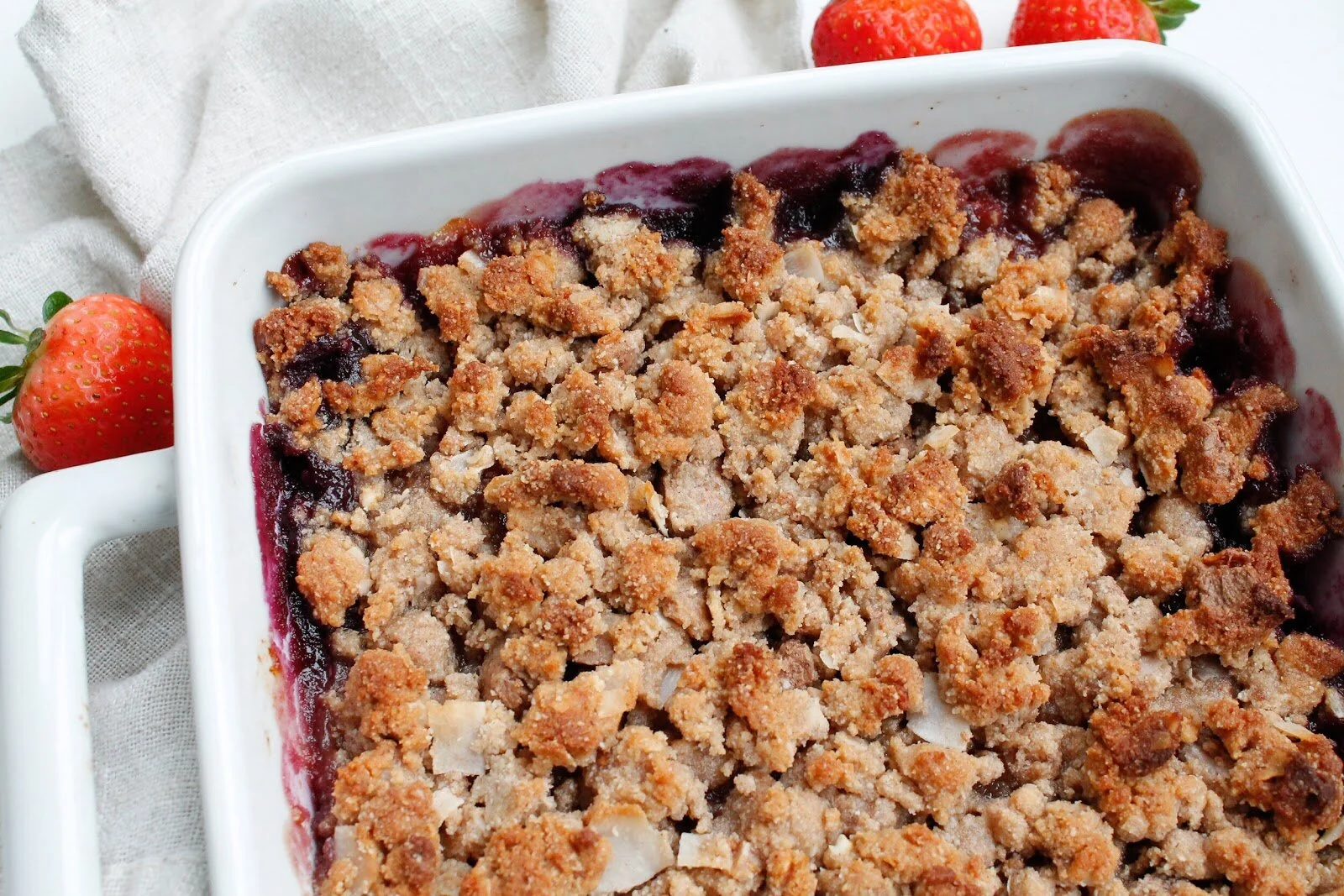 Paleo Mixed Berry Crisp — plenty and well