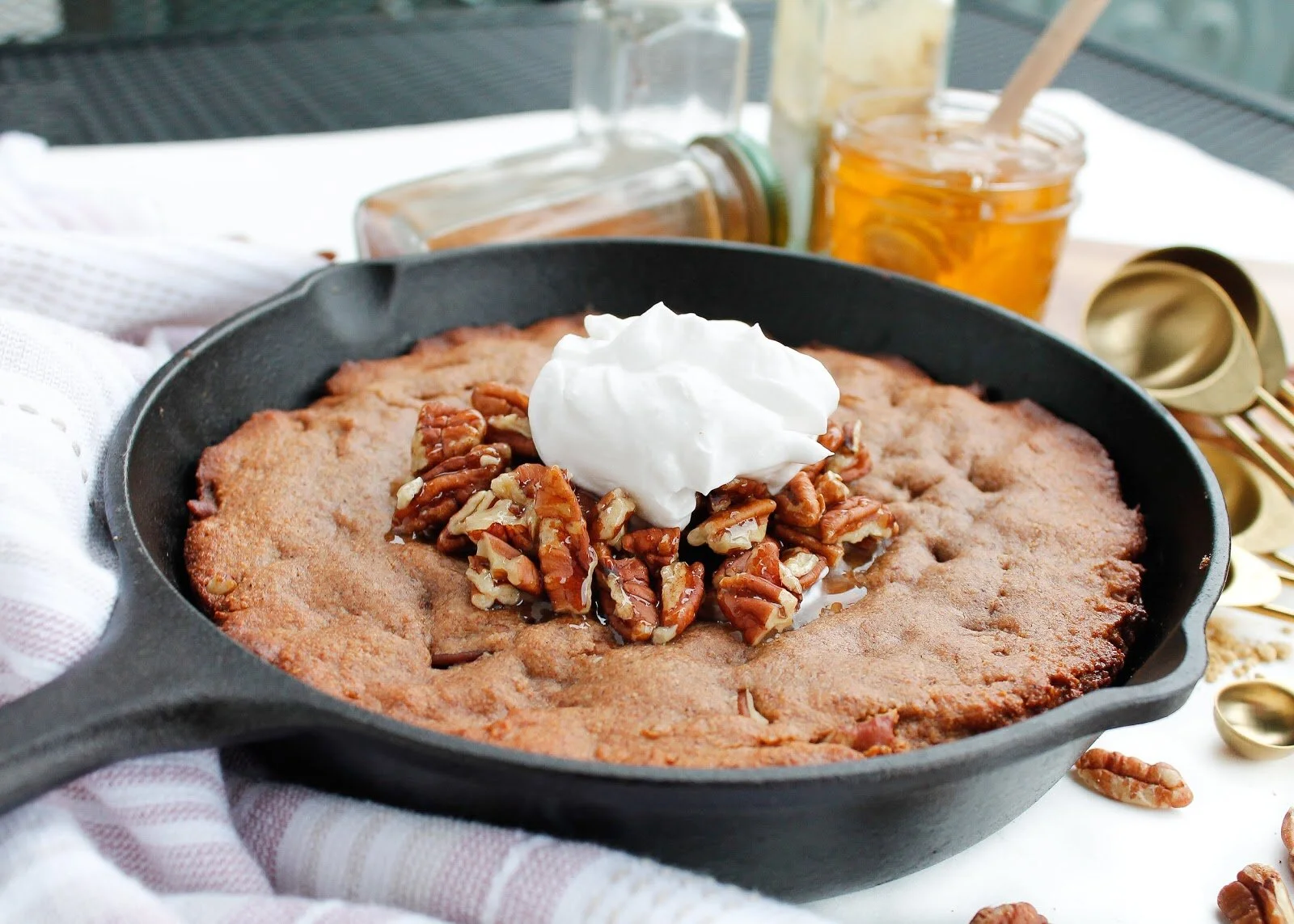 Paleo MolassesFree Gingerbread Skillet — plenty and well