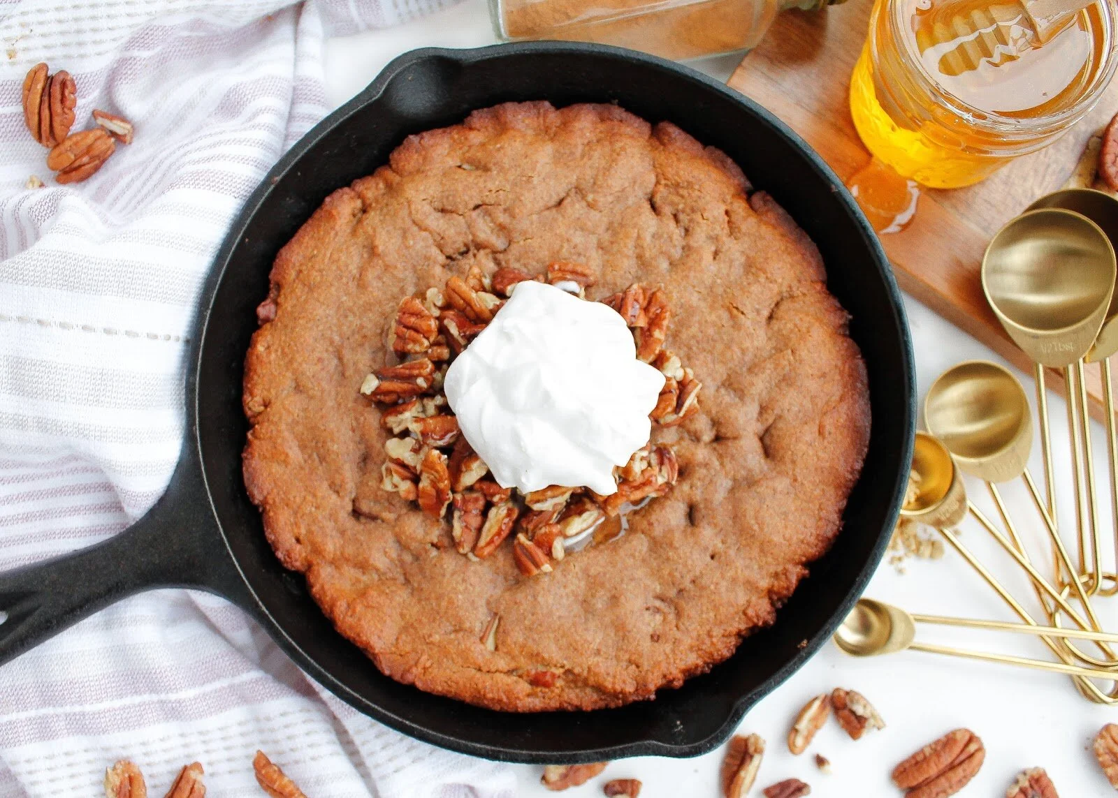 Paleo MolassesFree Gingerbread Skillet — plenty and well