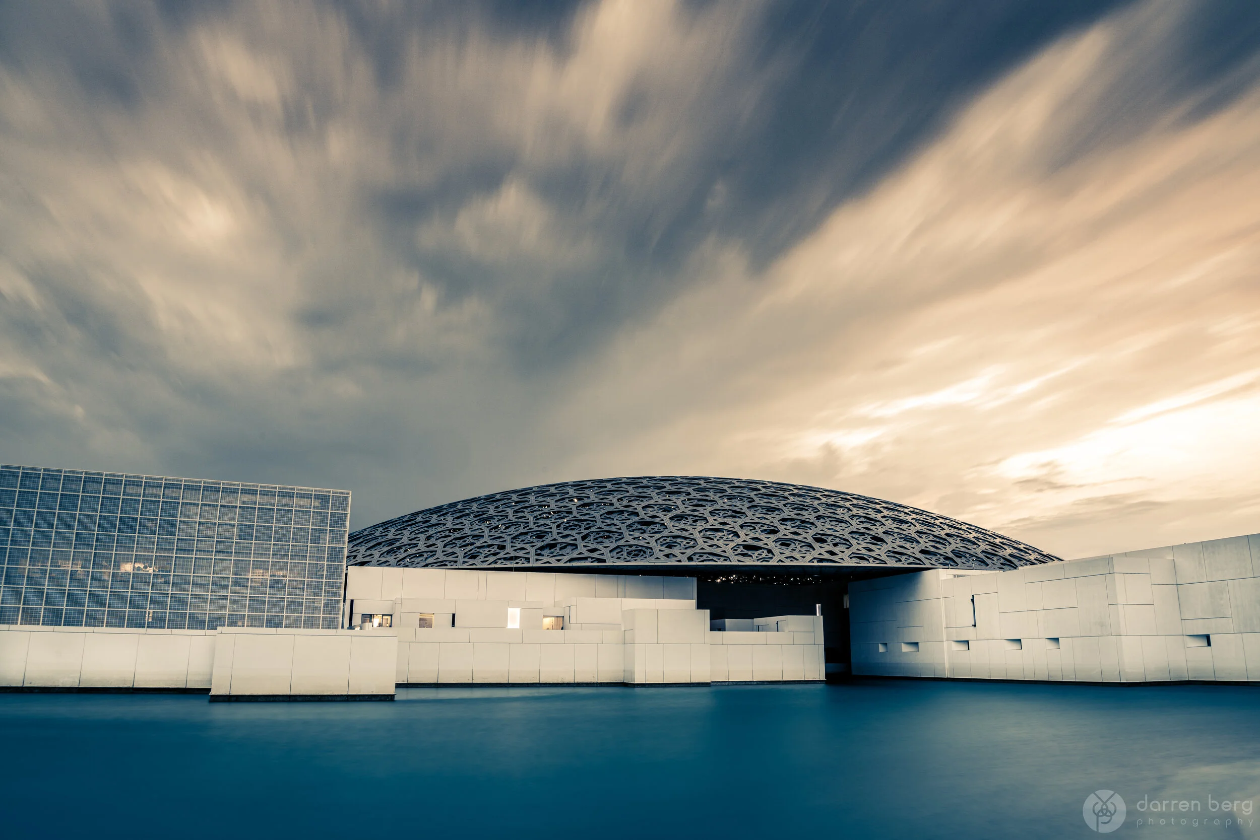 Storm rolling on the Louvre Abu Dhabi.jpg