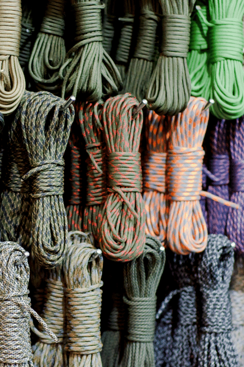 13 Amazing Ways You Can Use Paracord: Camping and Hiking Hacks