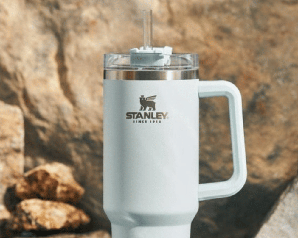 Stanley Quencher Cup Review - Is This 40oz Tumbler Worth The Hype