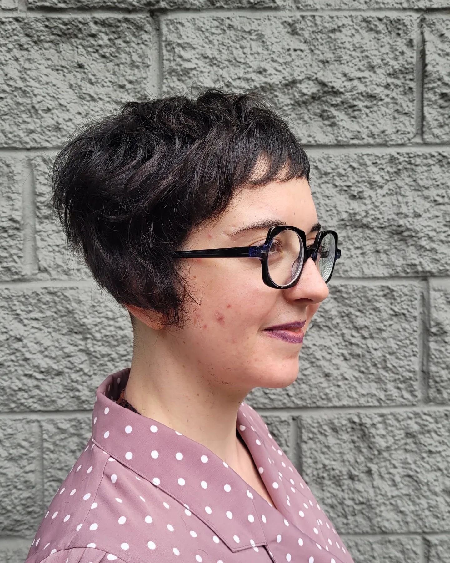 Fun haircut on Elma today 
Cut done by @ltacos 
#zinchair #behindthechair #sassoontrained #vancouverisawesome #vancouverstylist #vancouverfoodie #vancouverhair