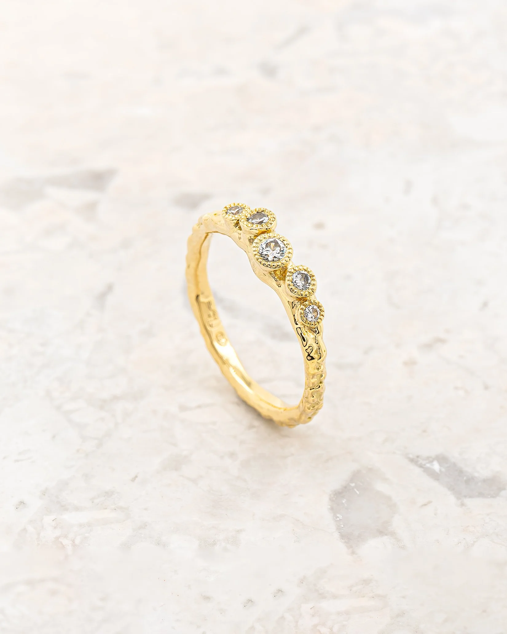 Surfacing Cluster Ring | Symmetric