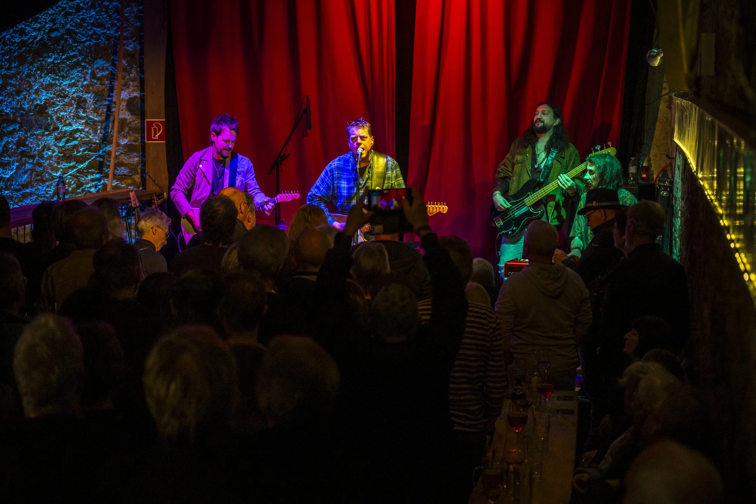 2025-10-31_Groove-Club_Danny-Bryant-2147.jpg